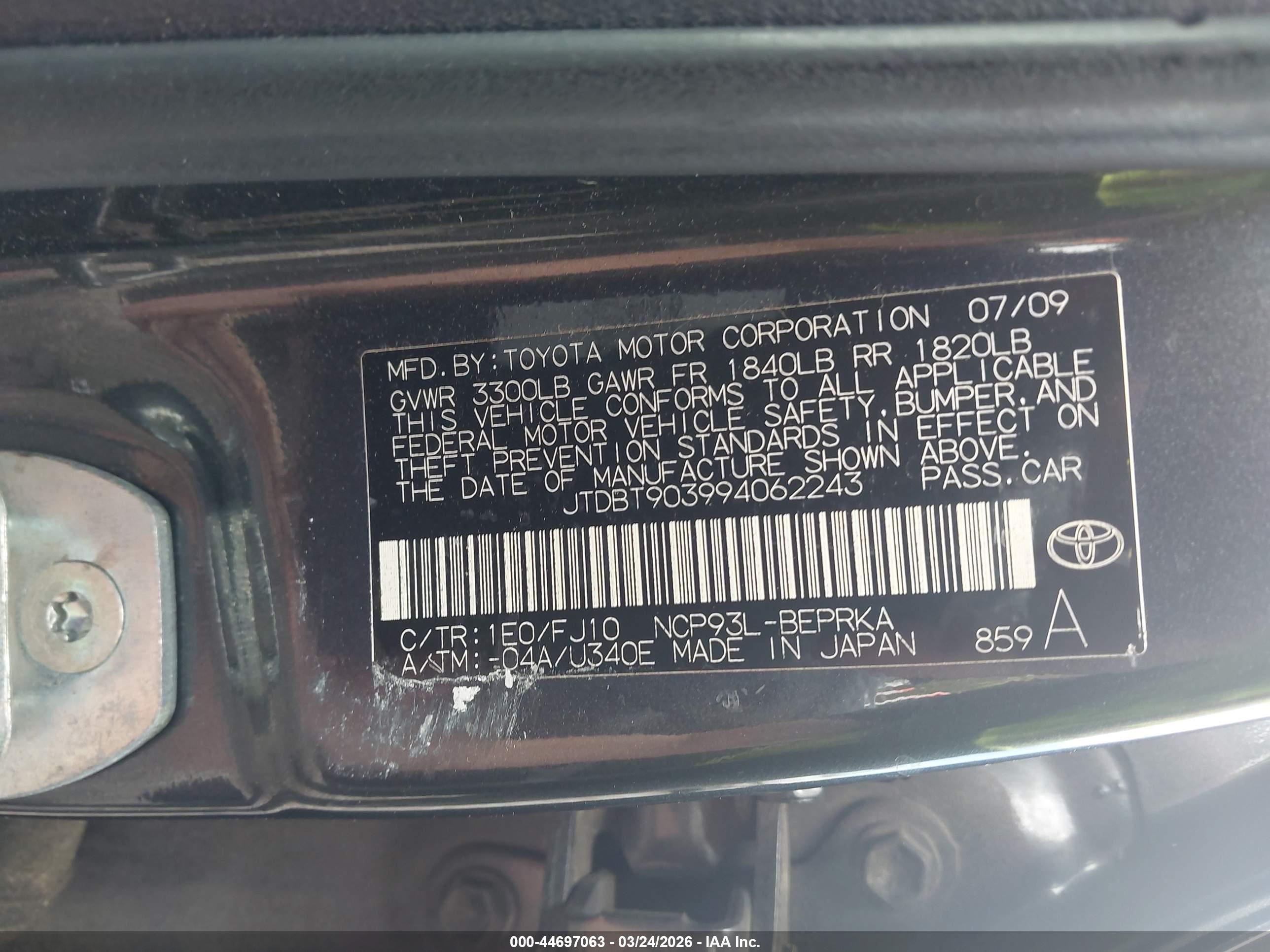 TOYOTA YARIS image 9