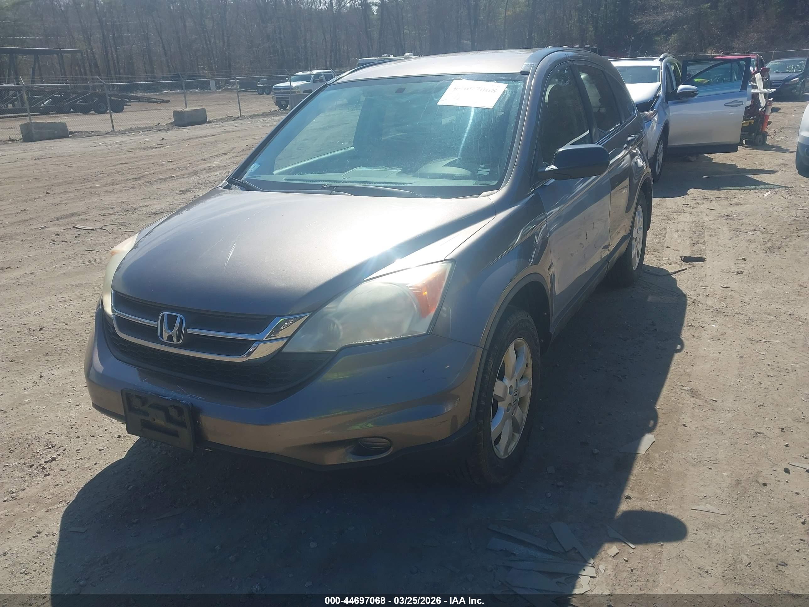 HONDA CR-V image 2