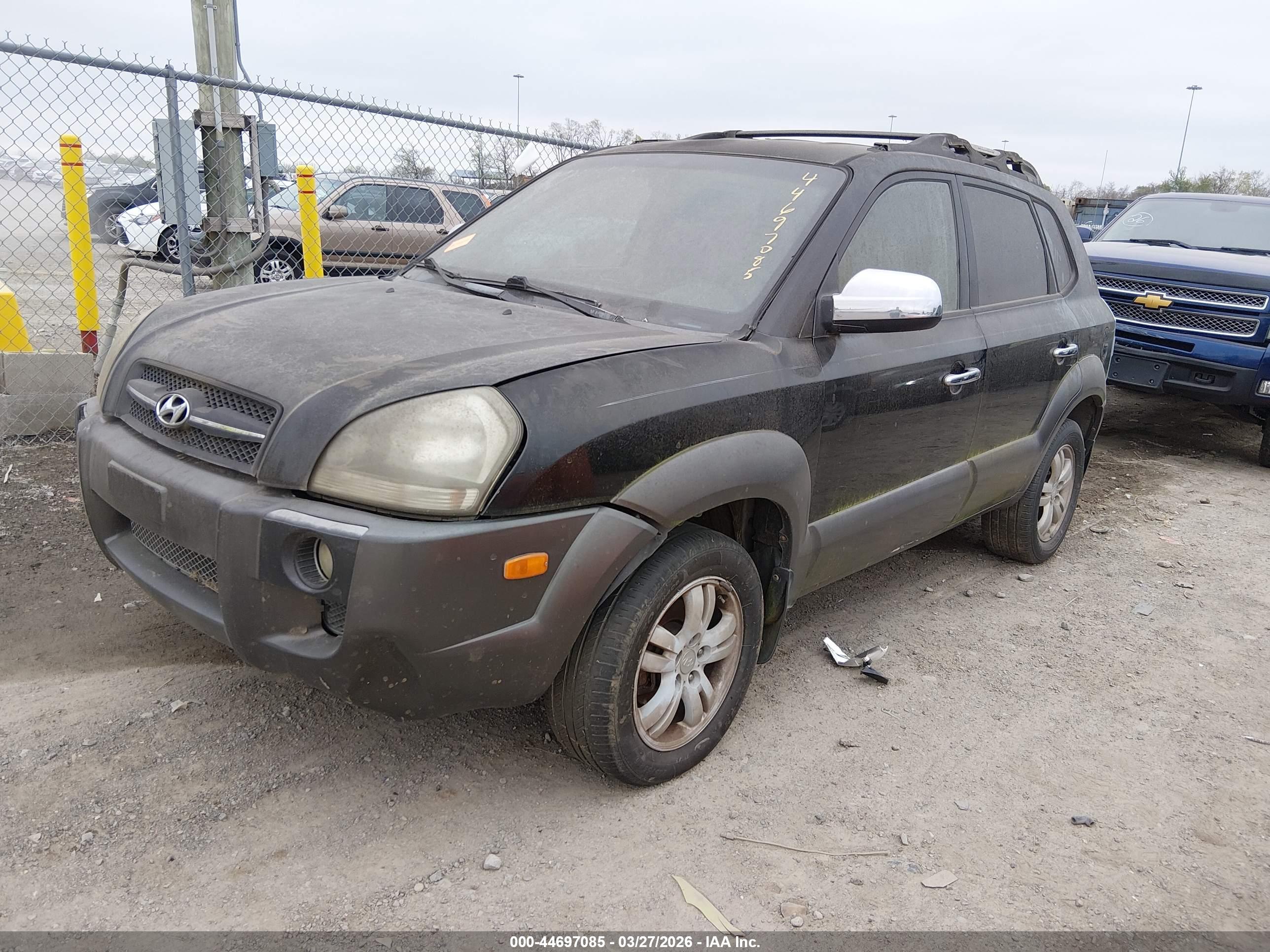 HYUNDAI TUCSON image 2