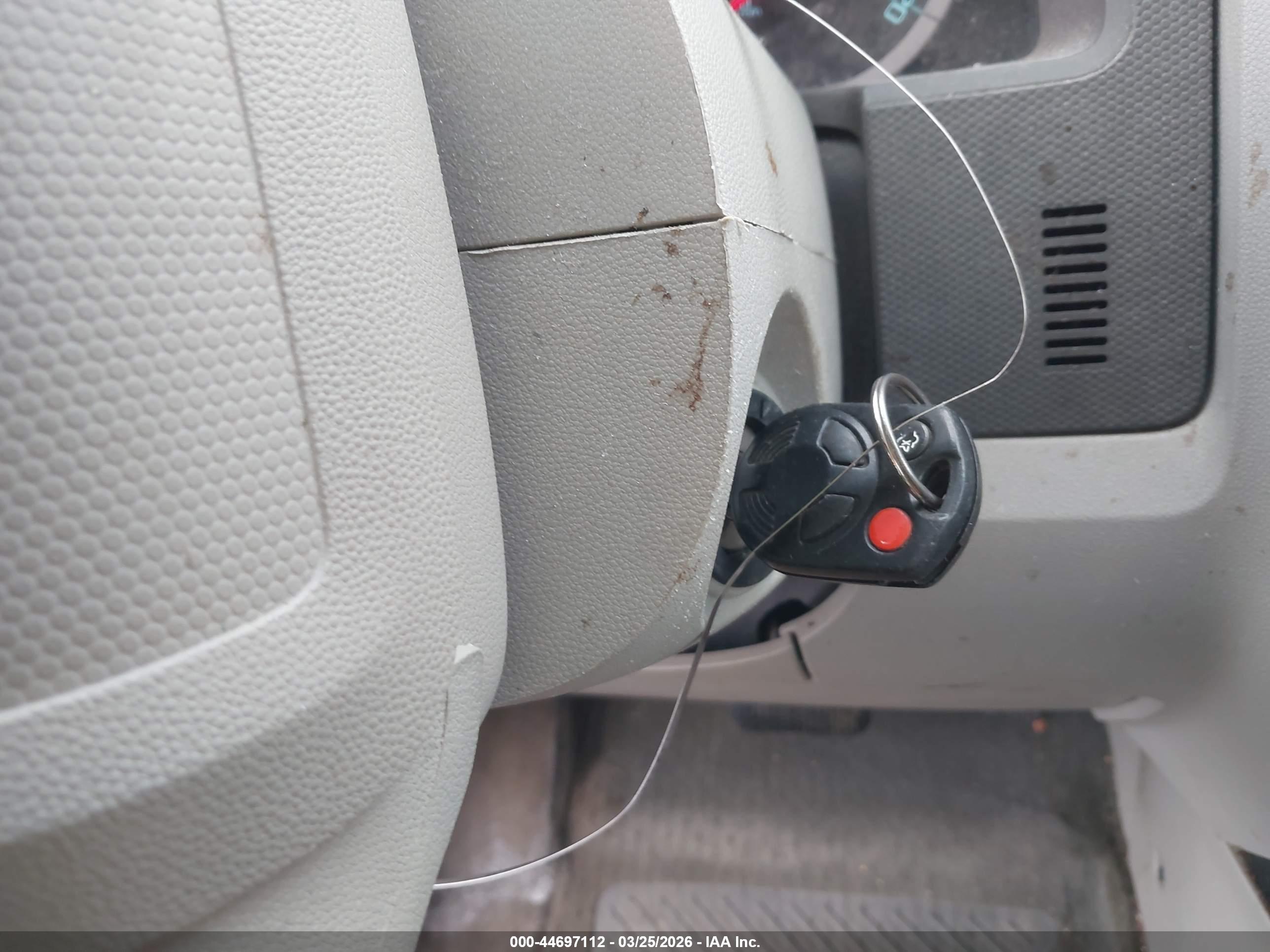 FORD ESCAPE image 11