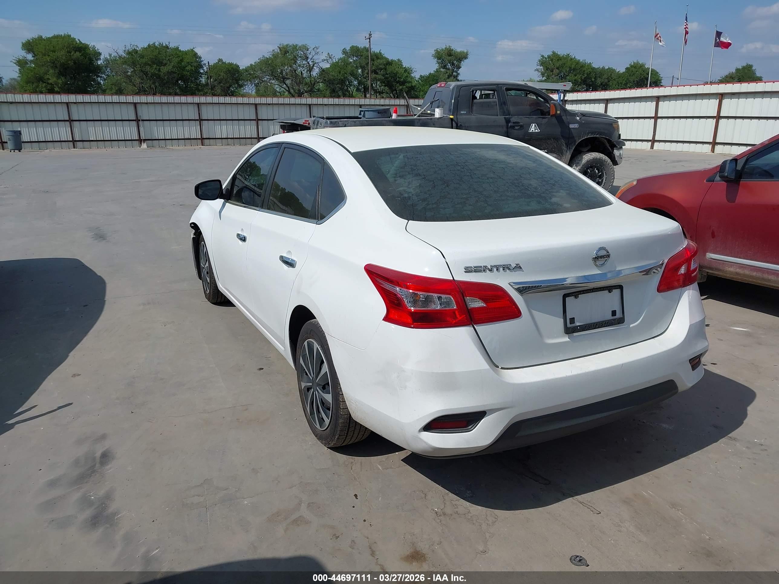 NISSAN SENTRA image 3