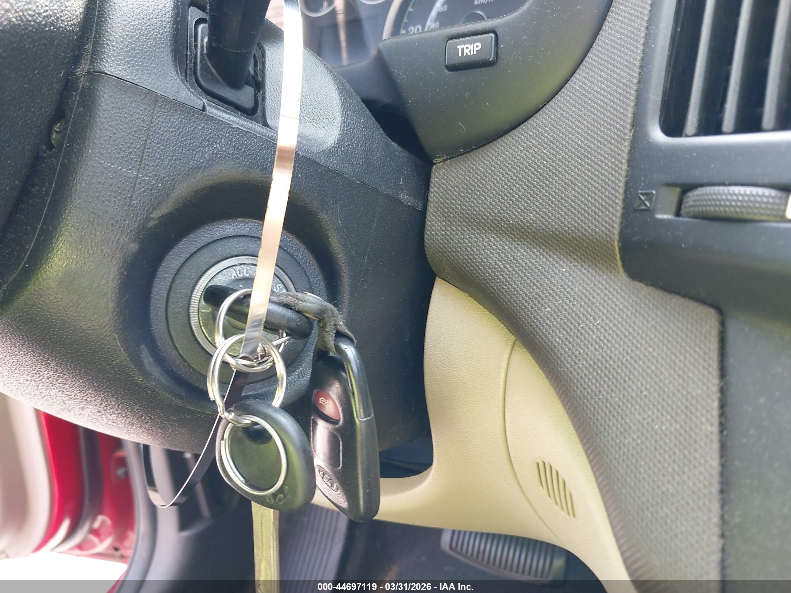 HYUNDAI ELANTRA image 11