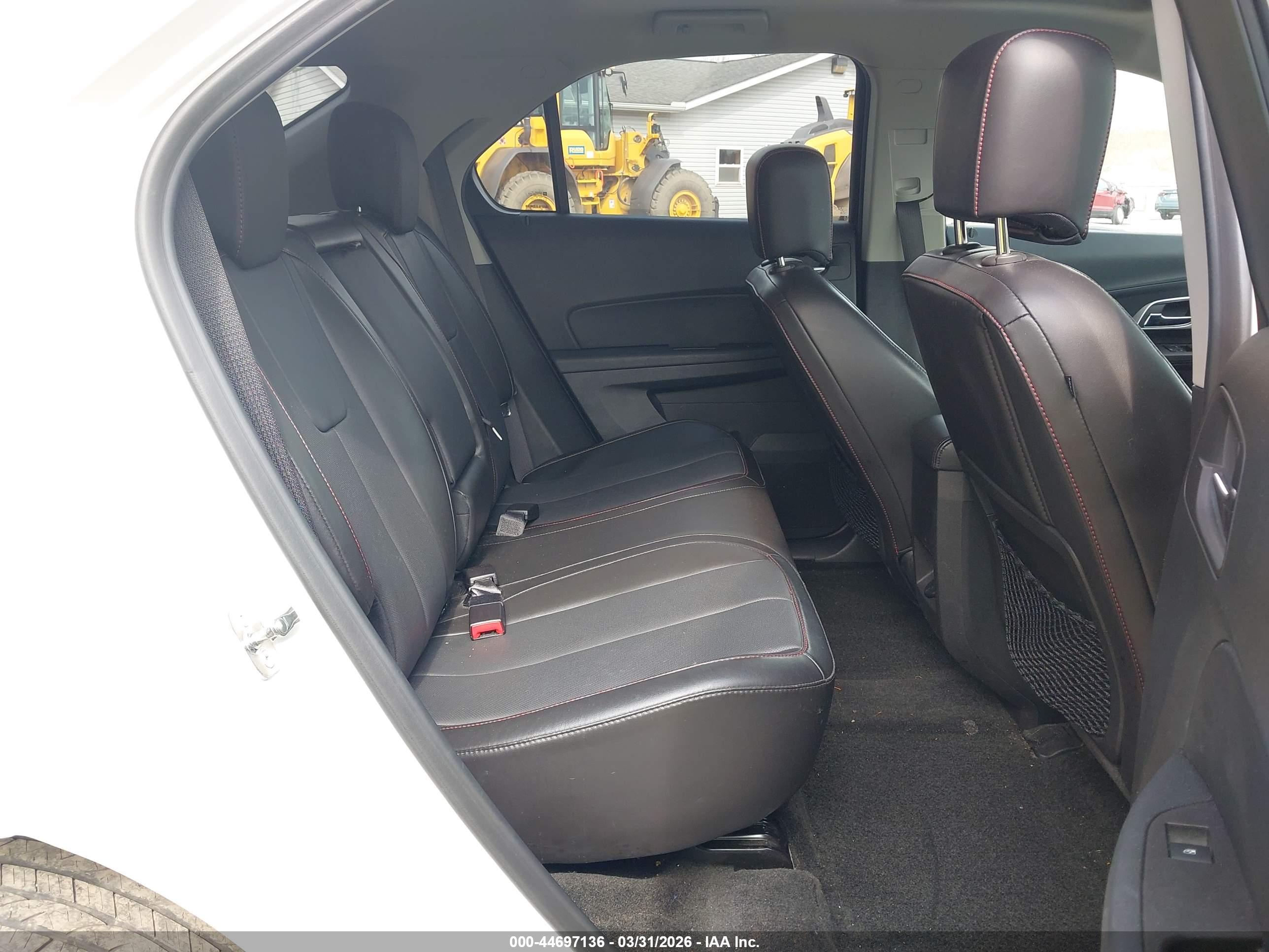 CHEVROLET EQUINOX image 8