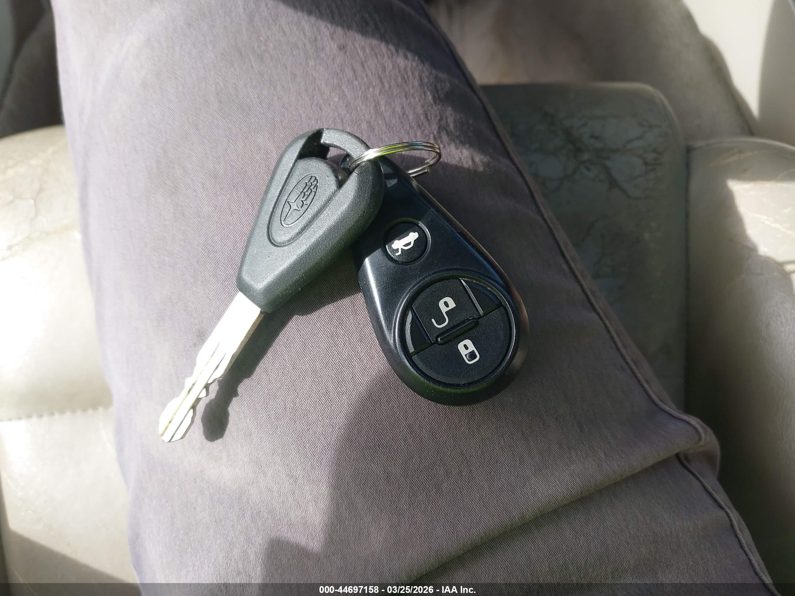 SUBARU OUTBACK image 11
