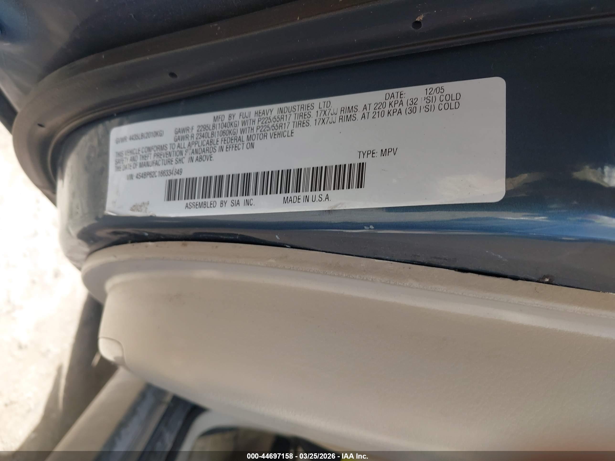 SUBARU OUTBACK image 9