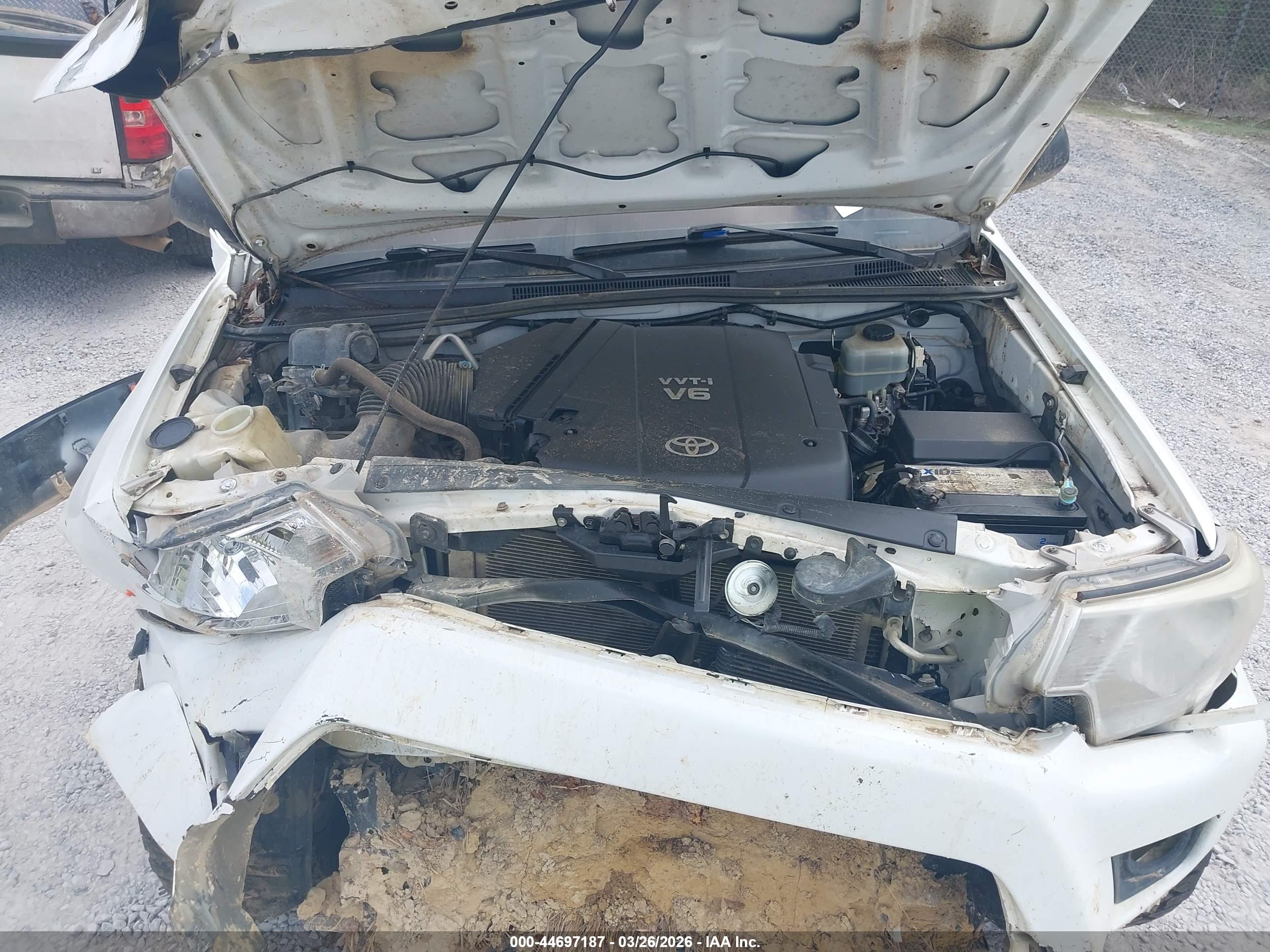 TOYOTA TACOMA image 10