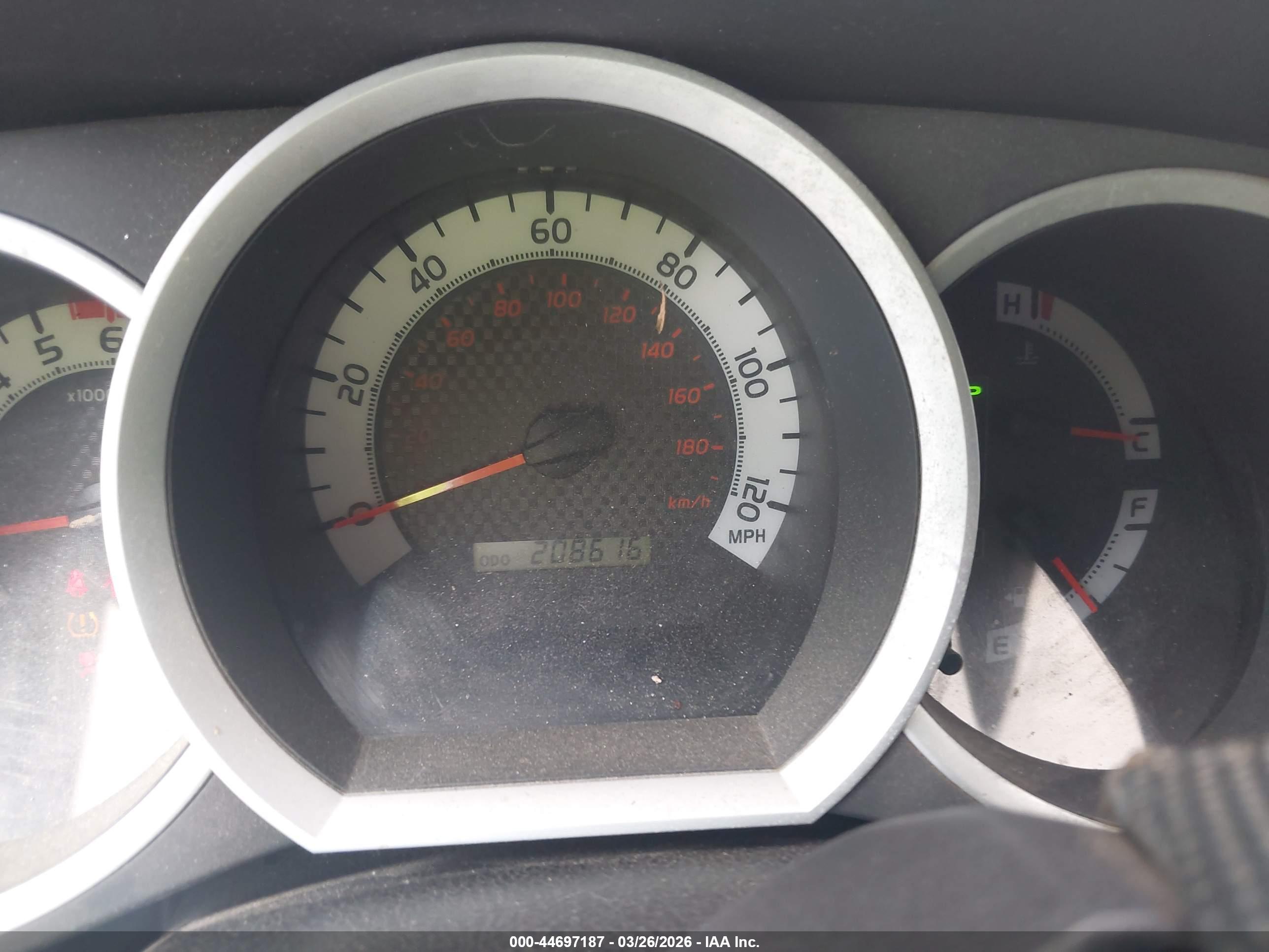 TOYOTA TACOMA image 7
