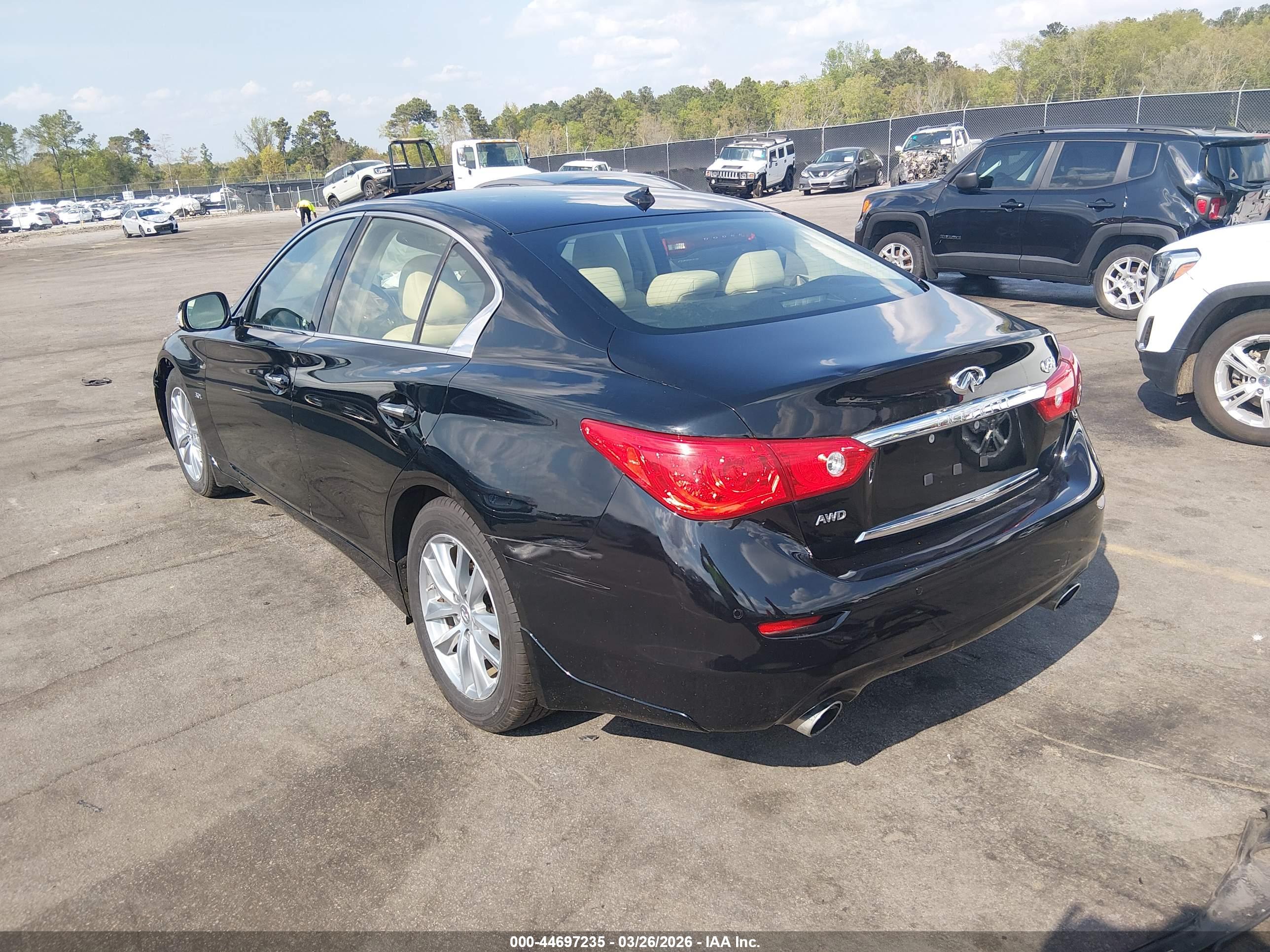 INFINITI Q50 image 3