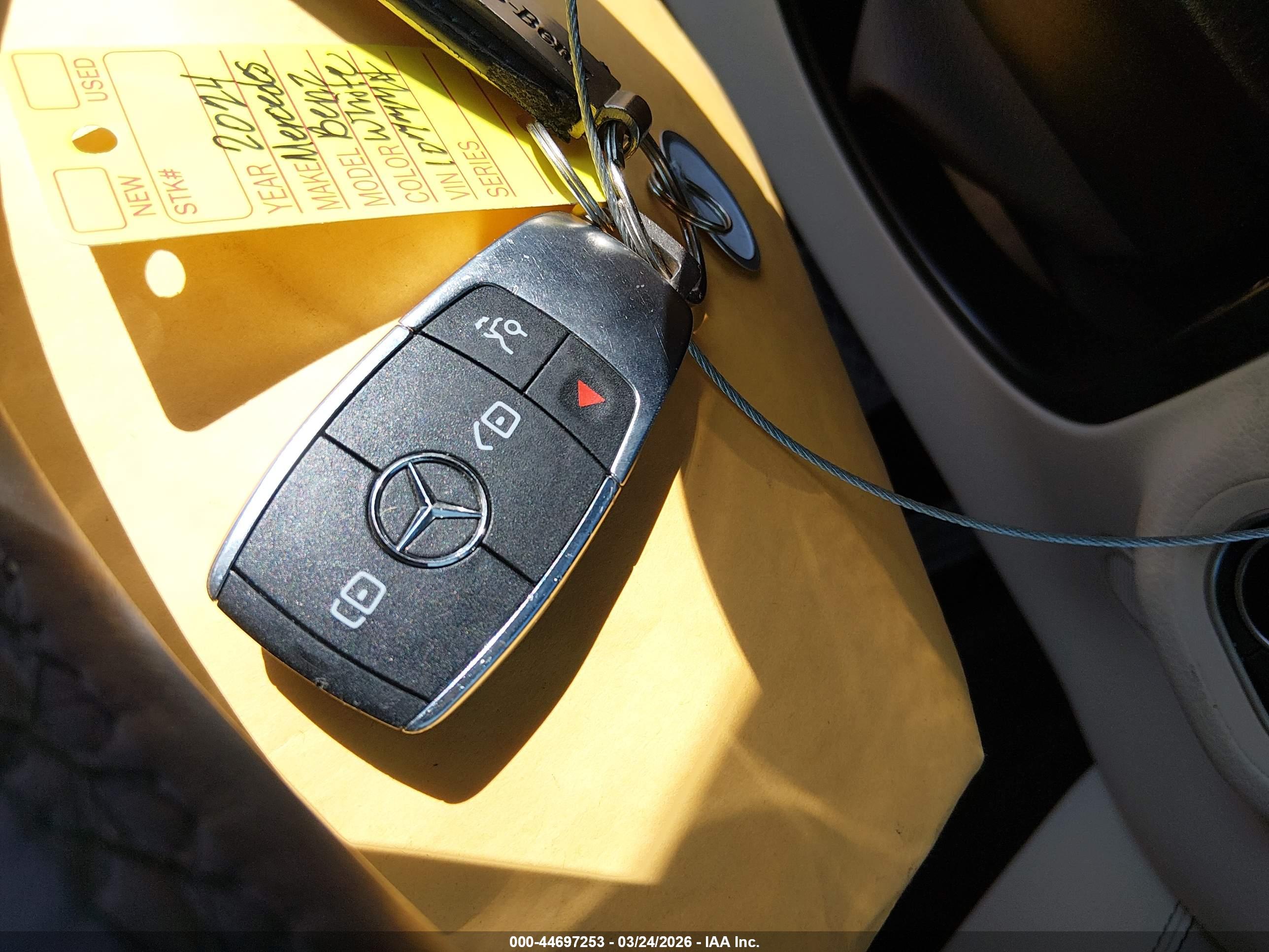 MERCEDES-BENZ GLS image 11