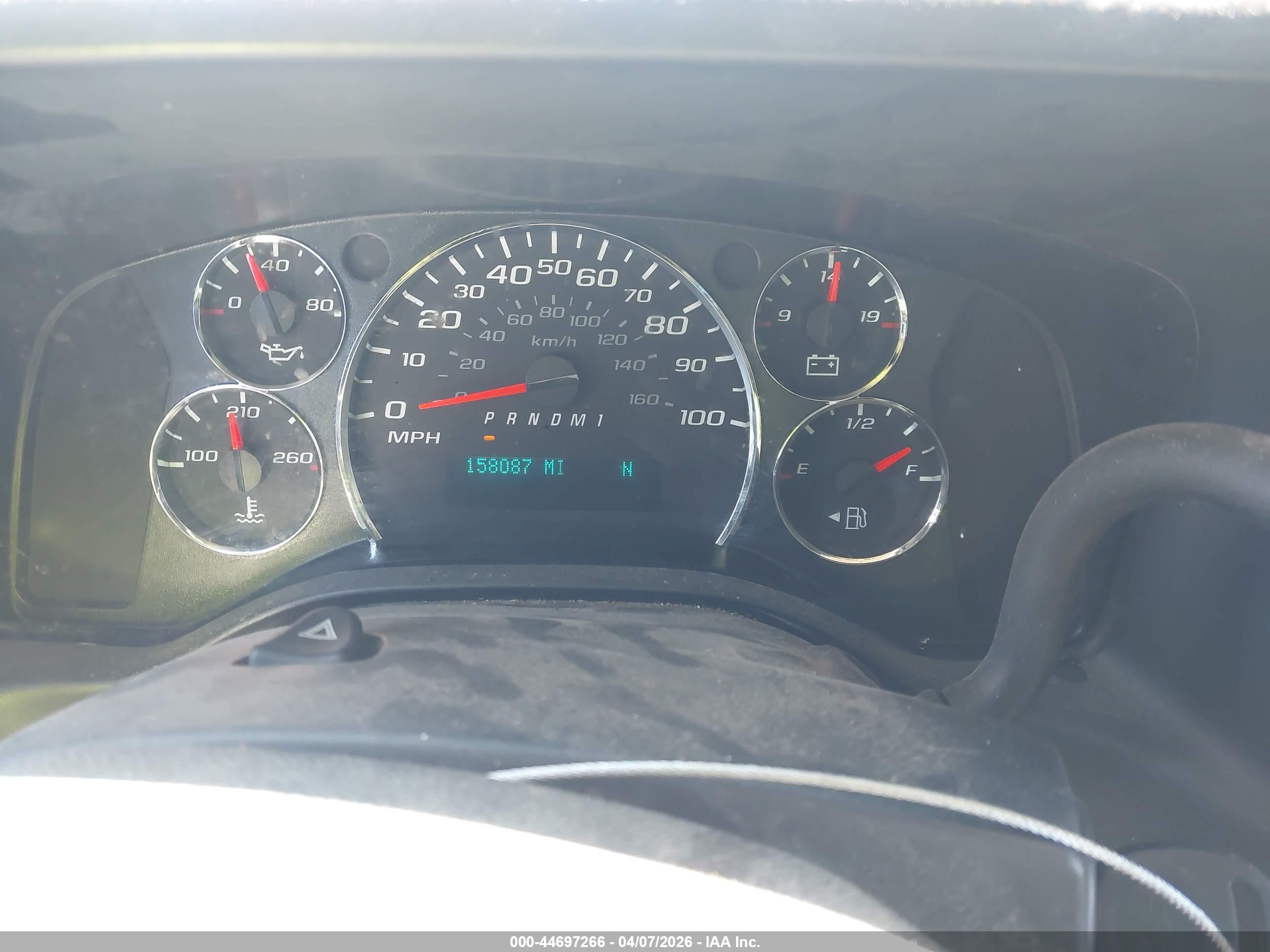 CHEVROLET EXPRESS image 7