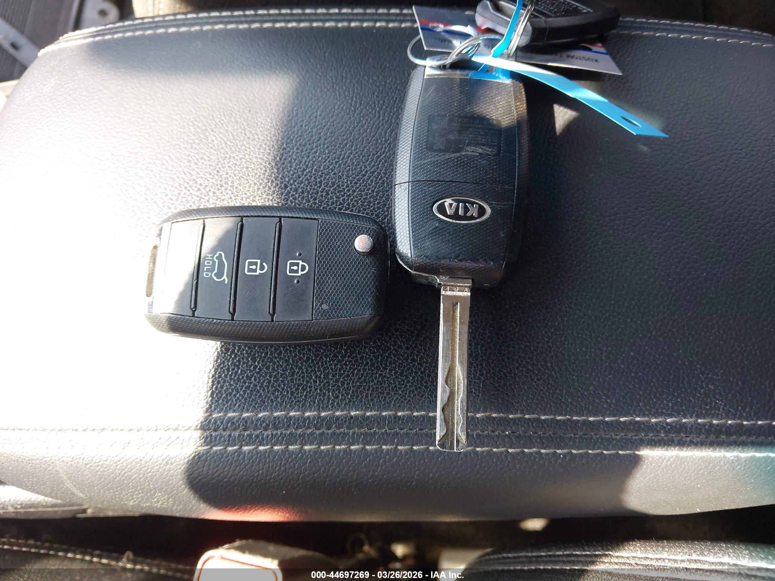 KIA SPORTAGE image 11