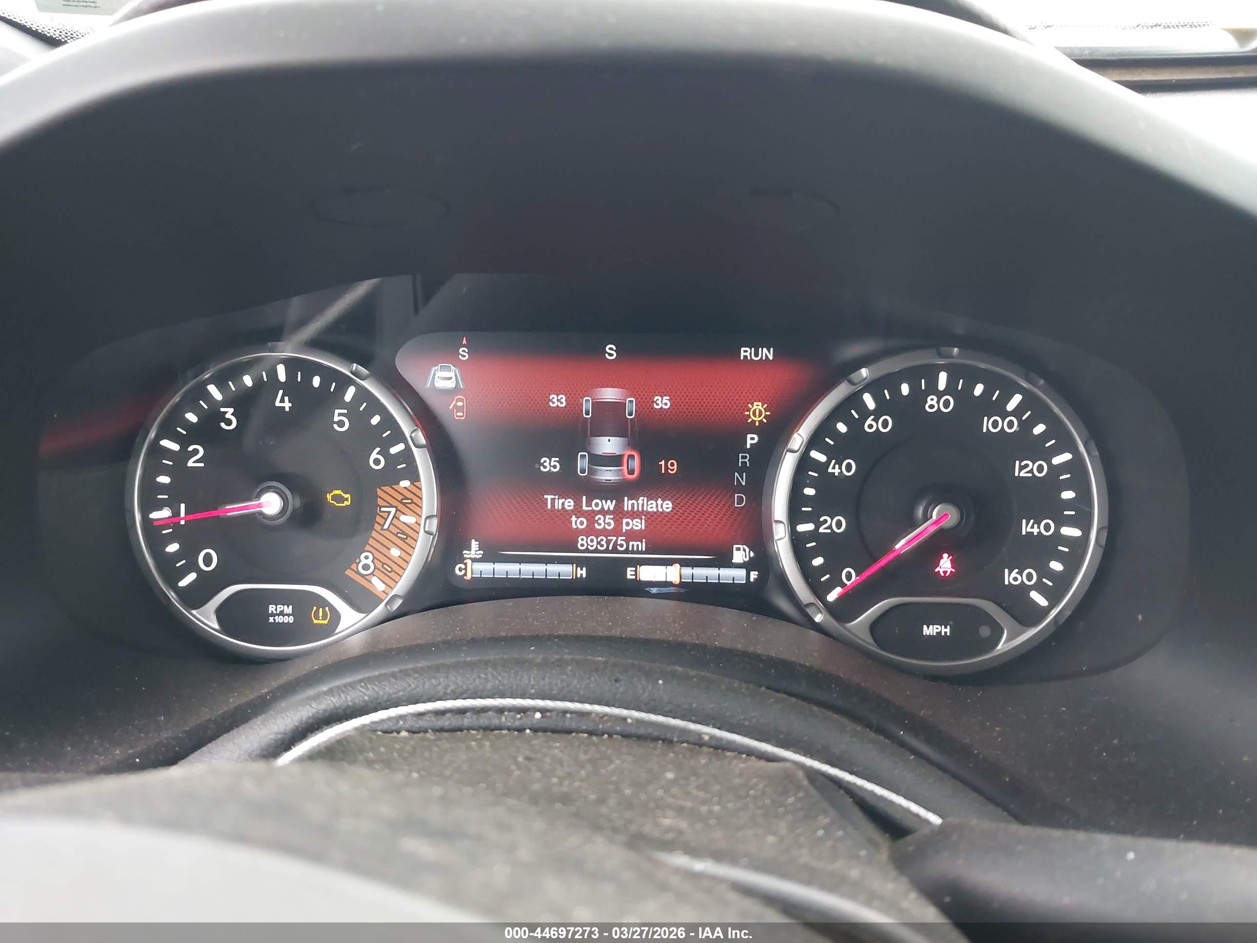 JEEP RENEGADE image 7