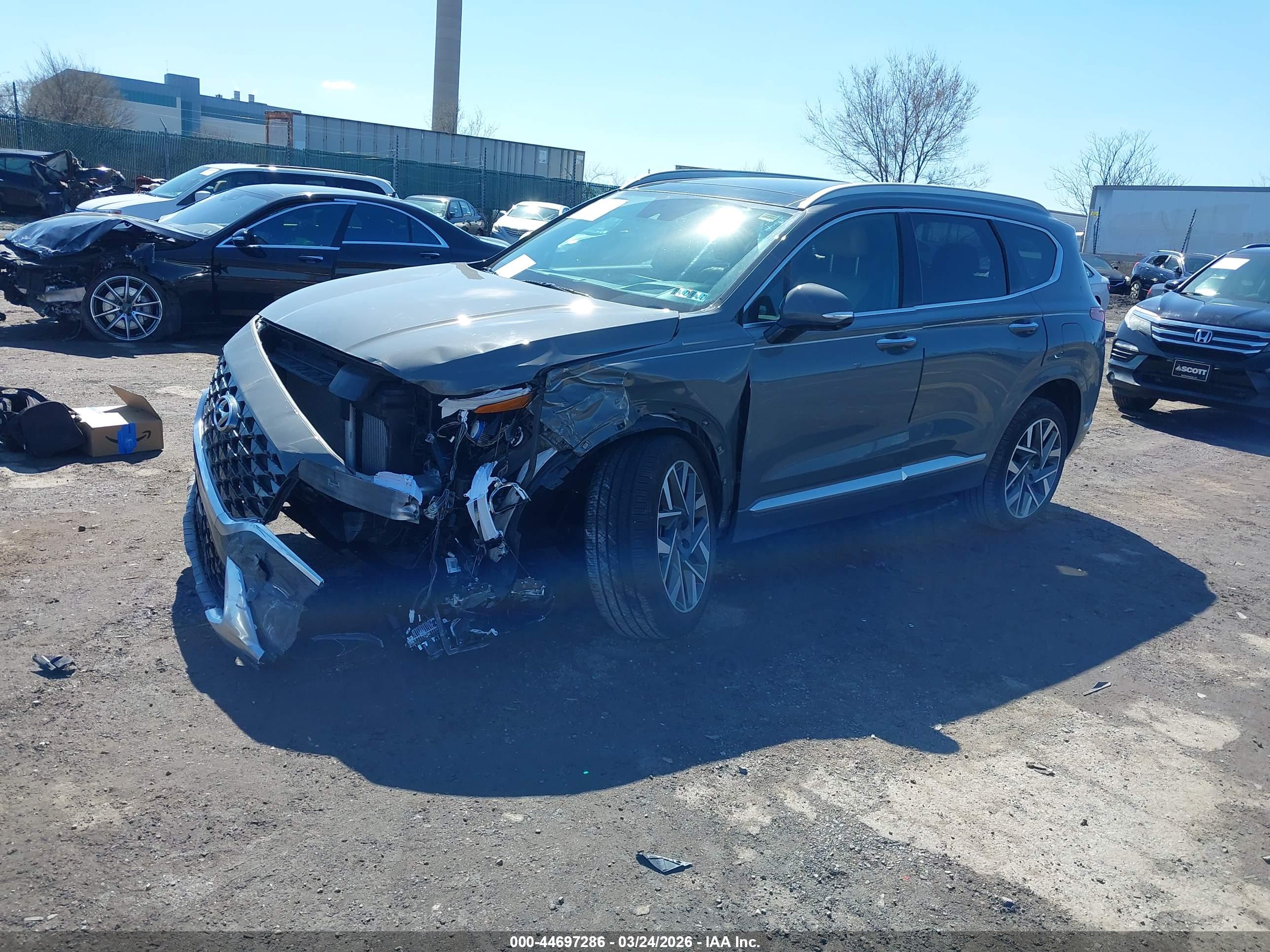 HYUNDAI SANTA image 2