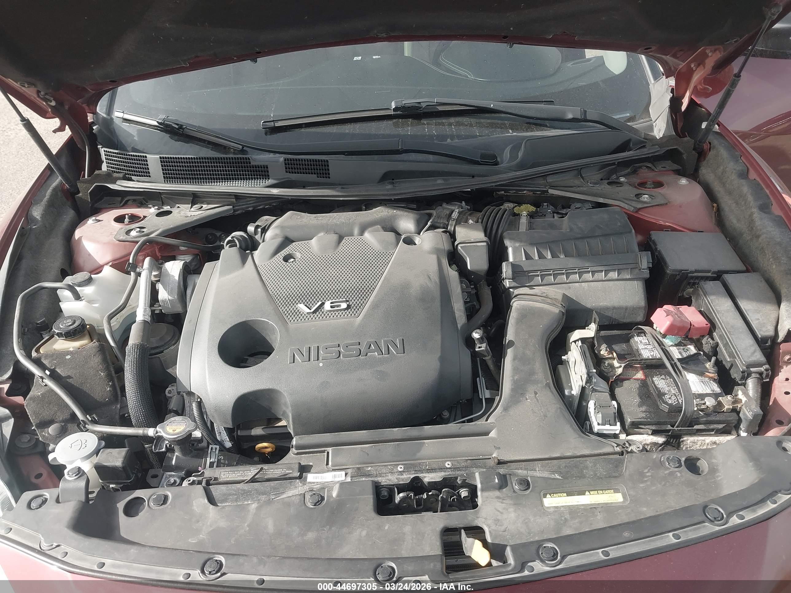 NISSAN MAXIMA image 10