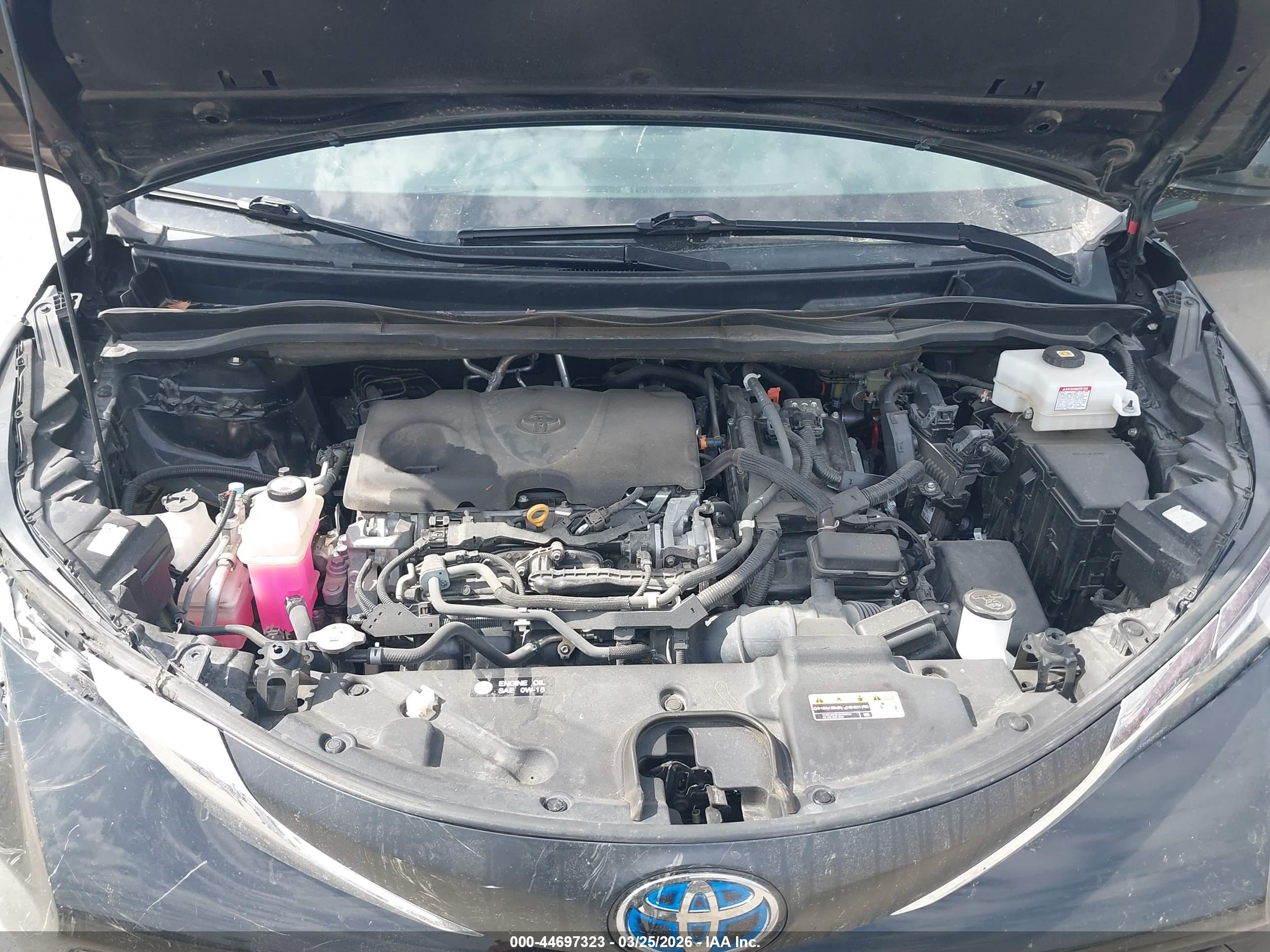TOYOTA SIENNA image 10