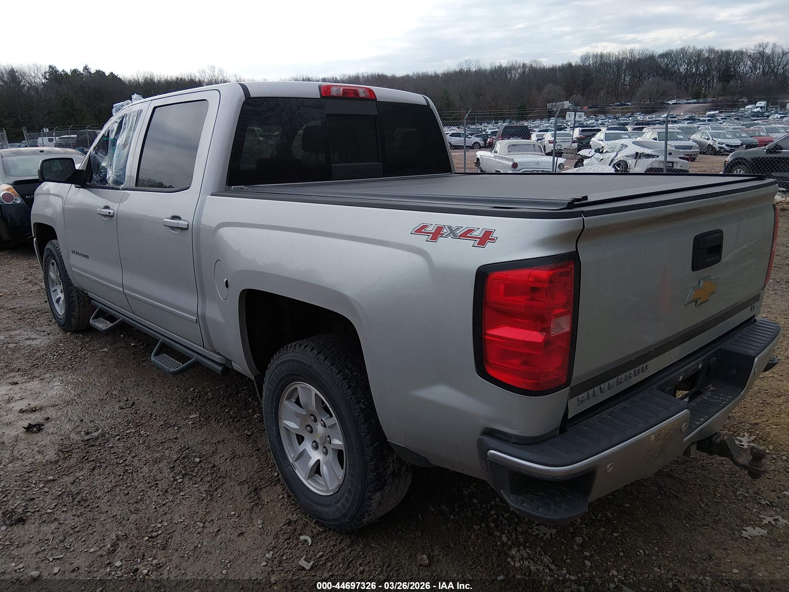 CHEVROLET SILVERADO image 3