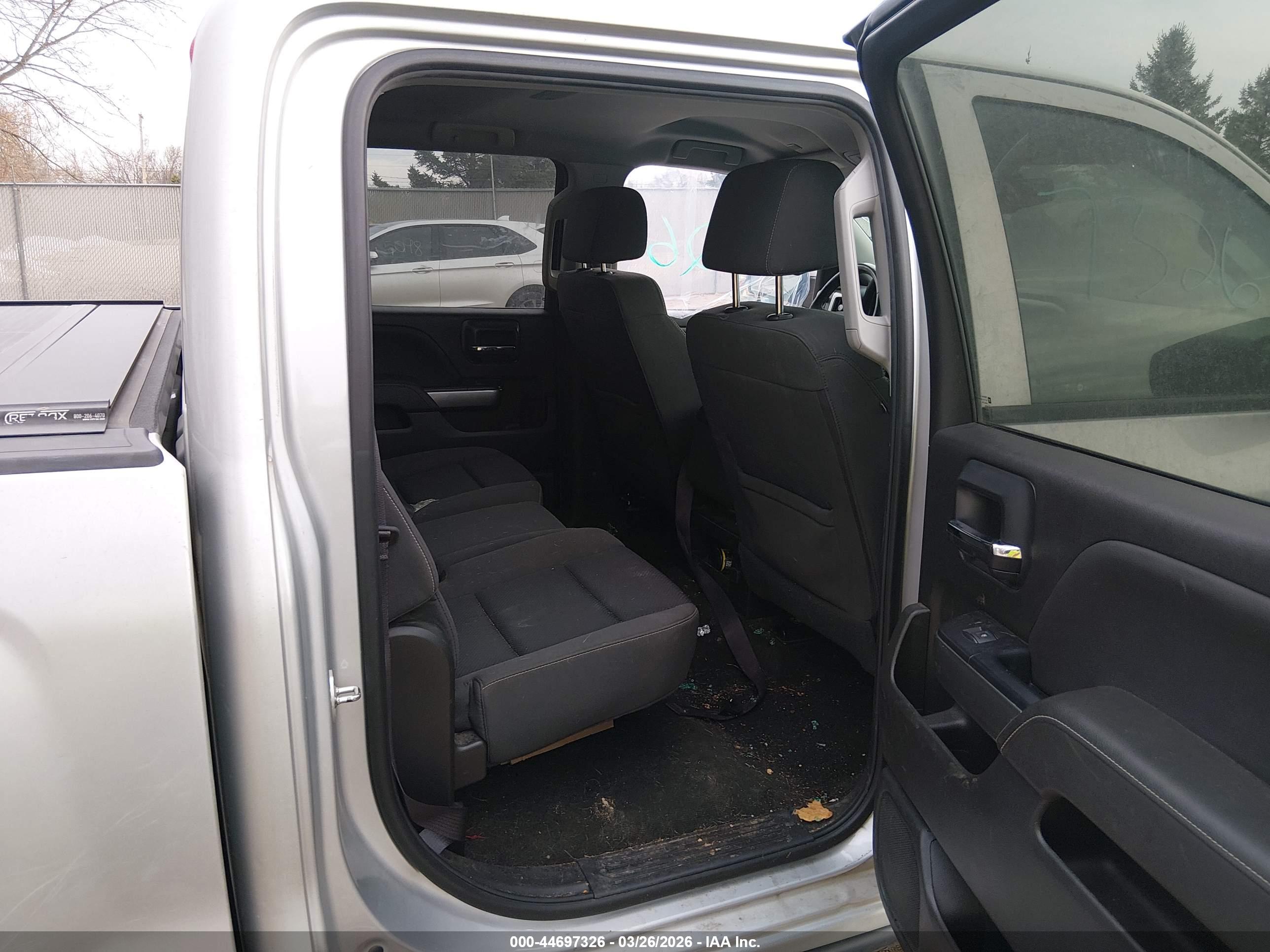 CHEVROLET SILVERADO image 8