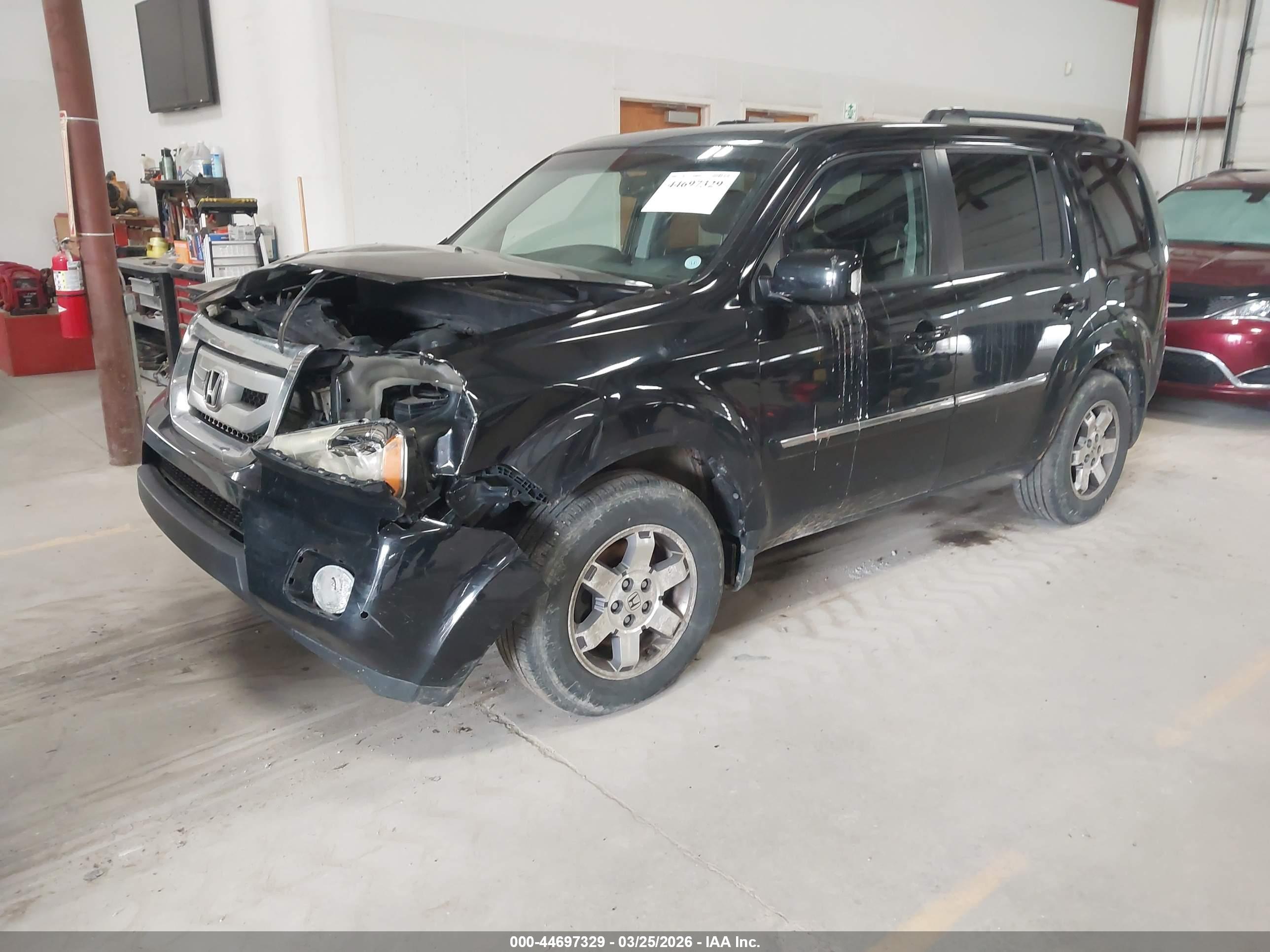 HONDA PILOT image 2