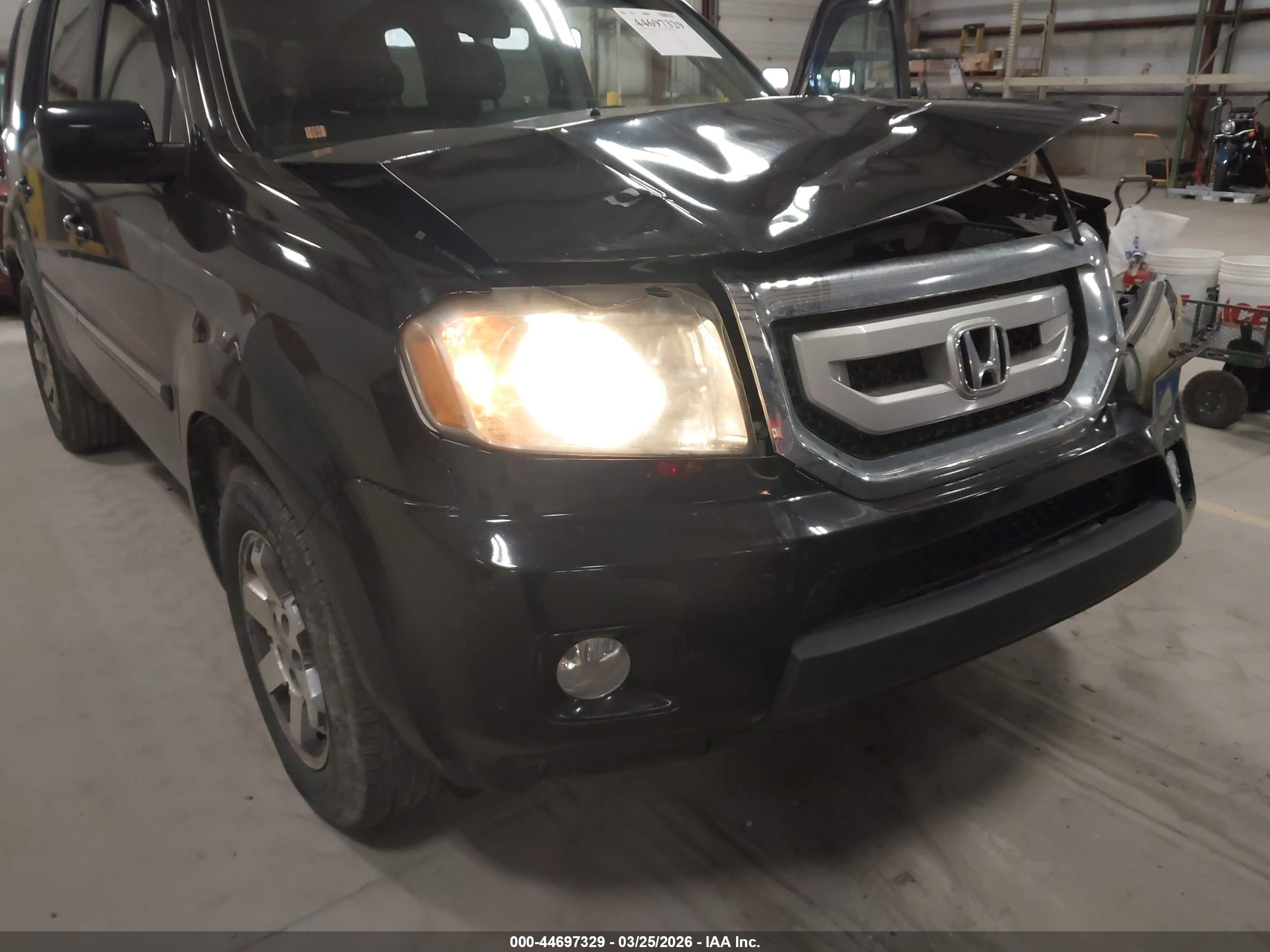 HONDA PILOT image 6
