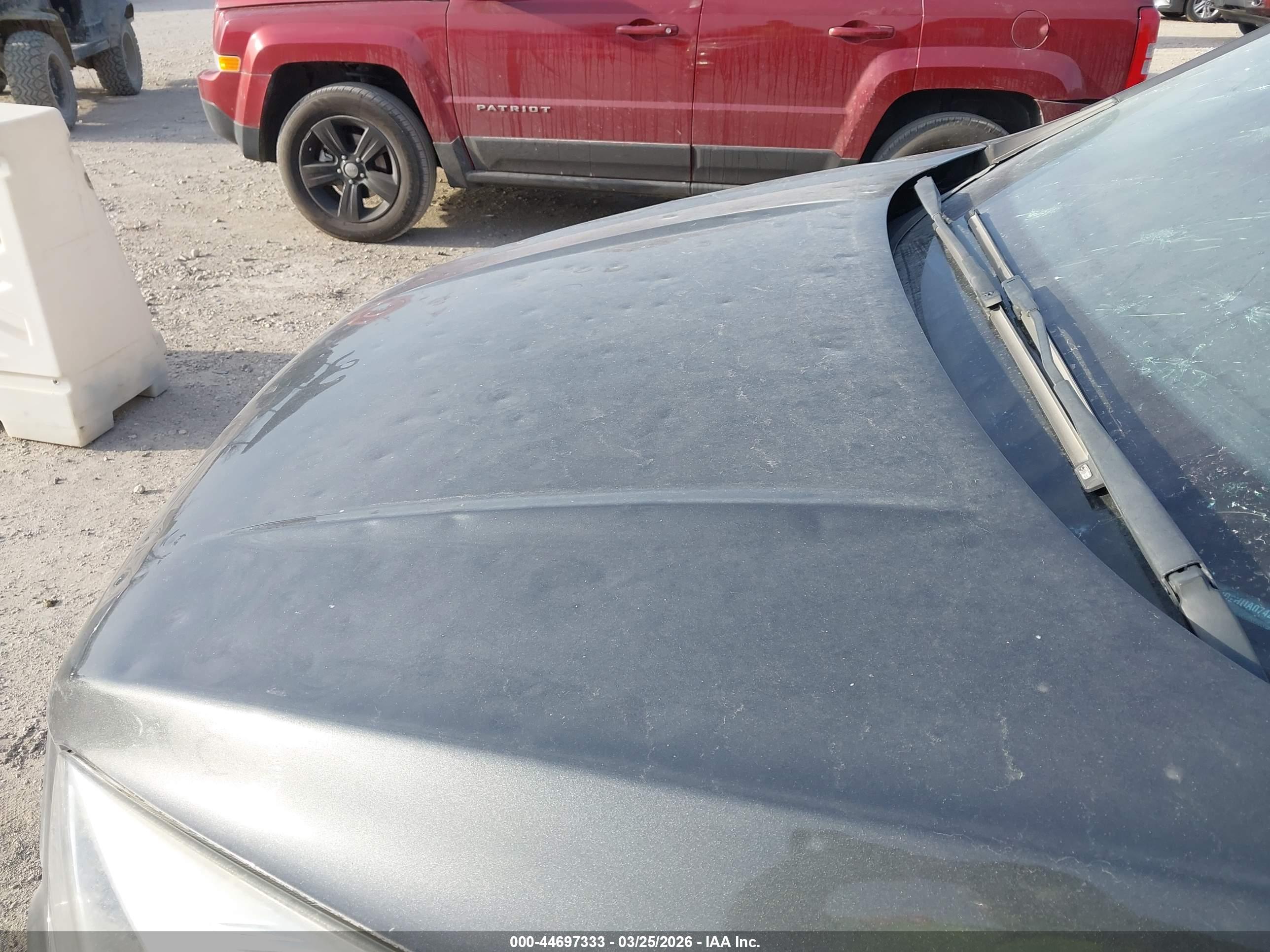 FORD ESCAPE image 6