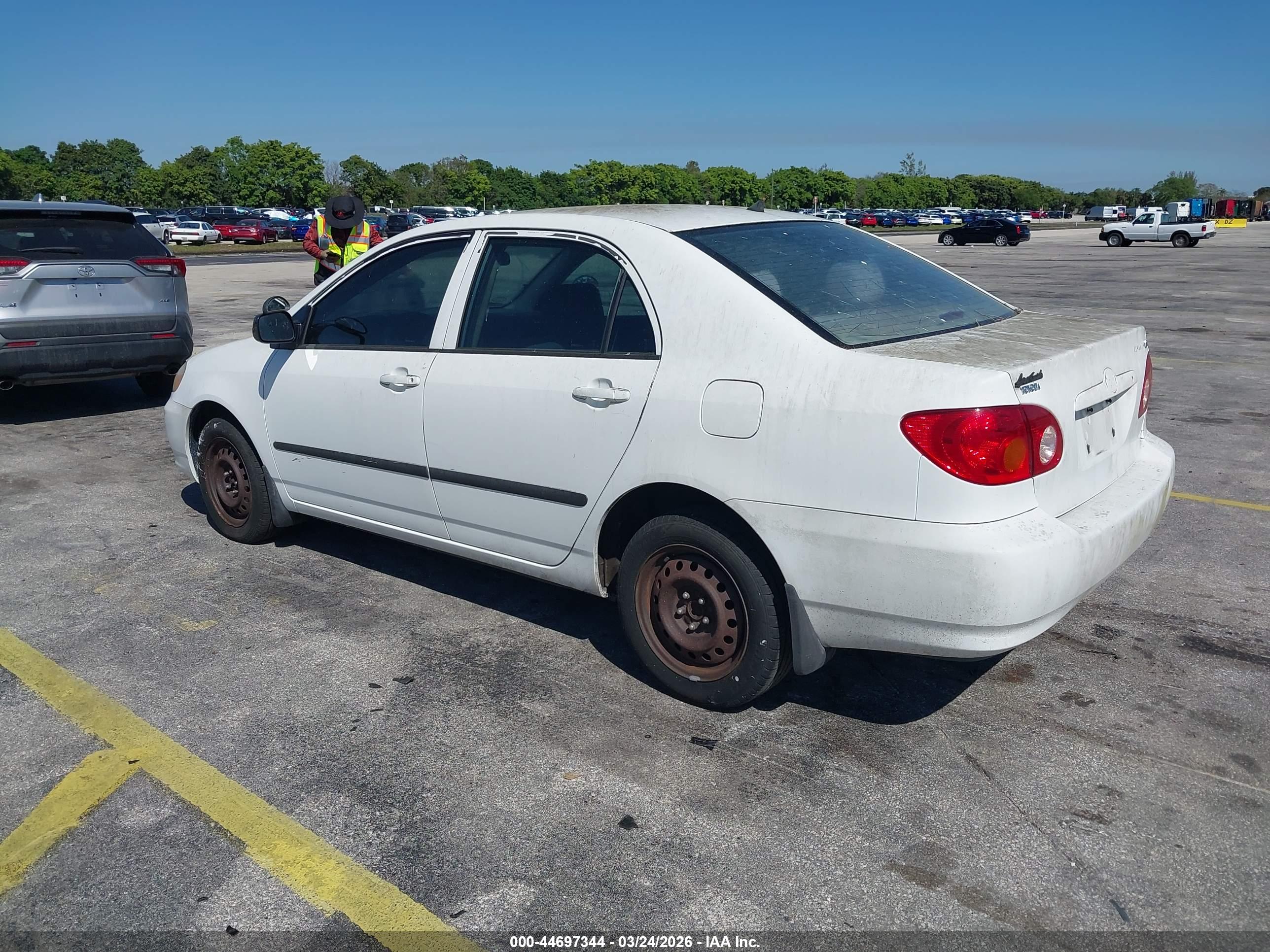 TOYOTA COROLLA image 3