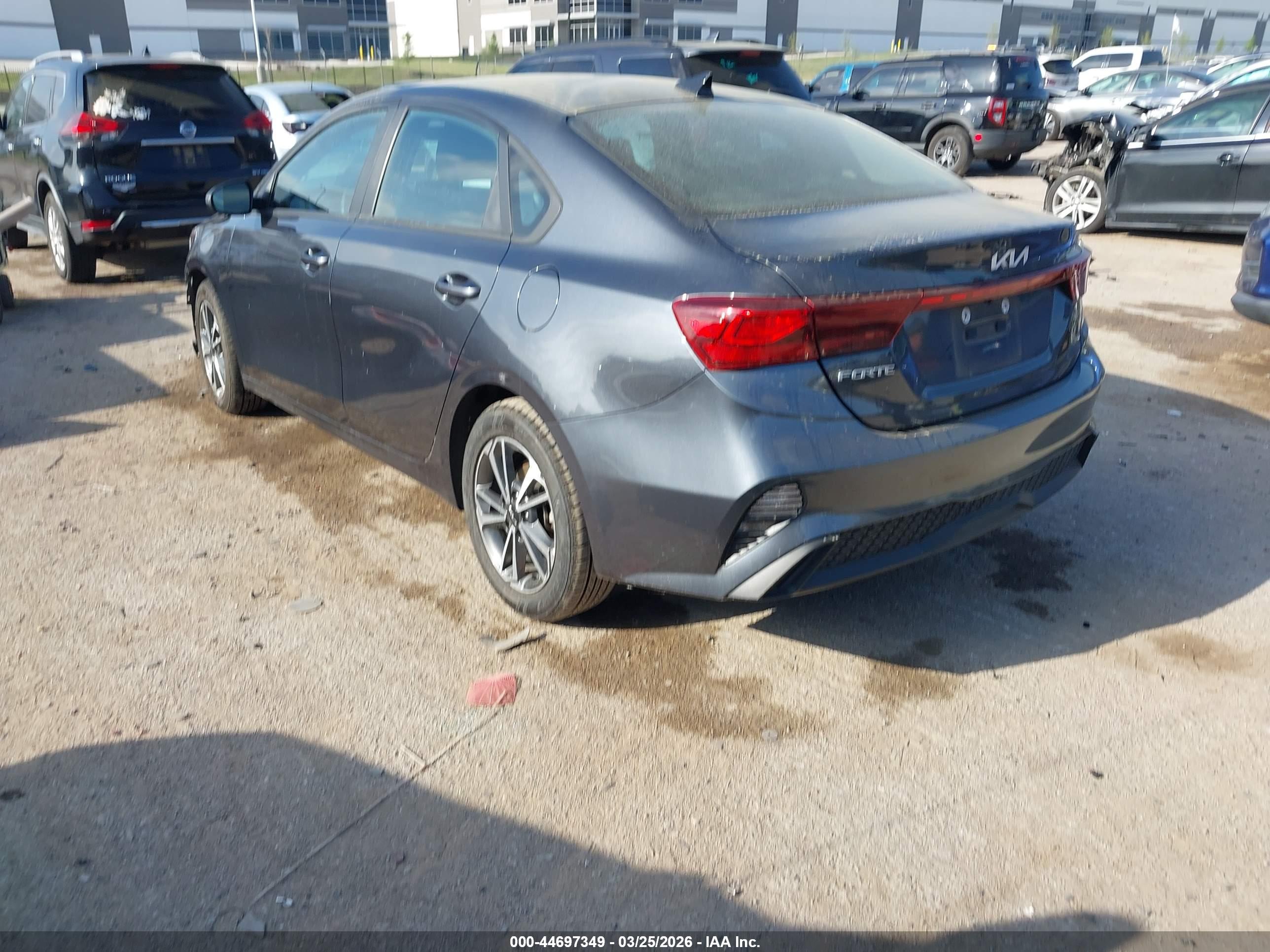 KIA FORTE image 3
