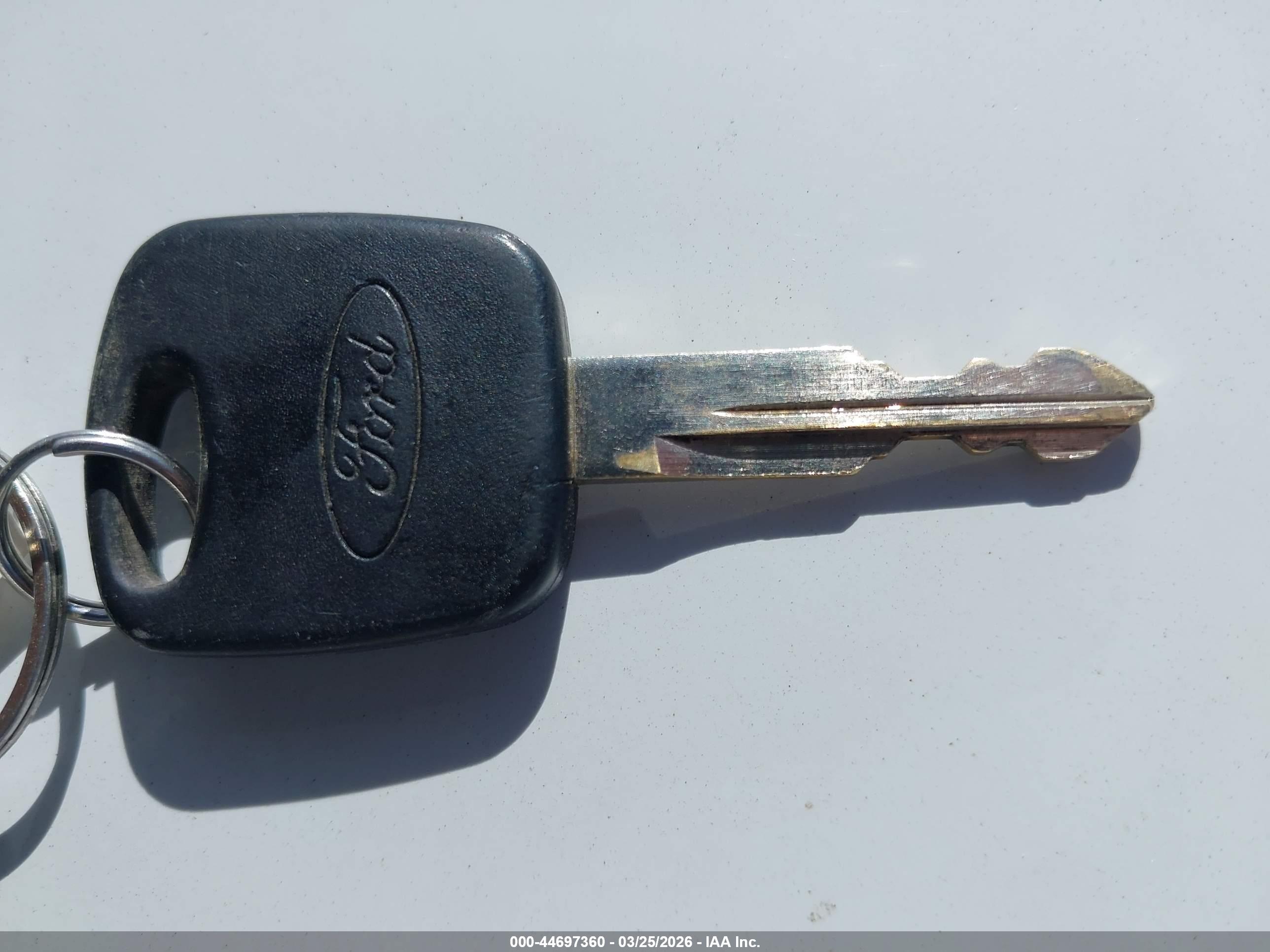 FORD MUSTANG image 11