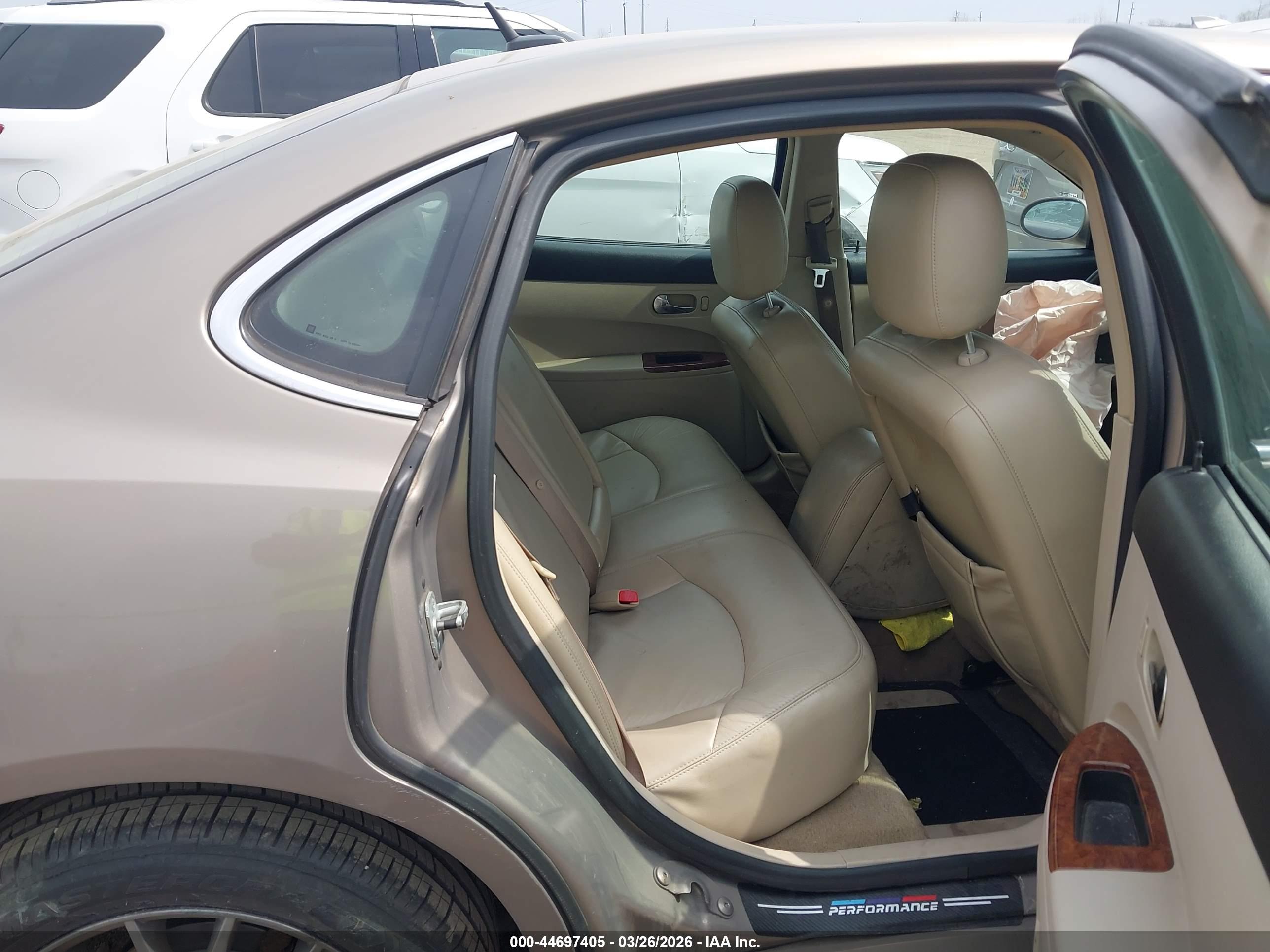 BUICK LACROSSE image 8