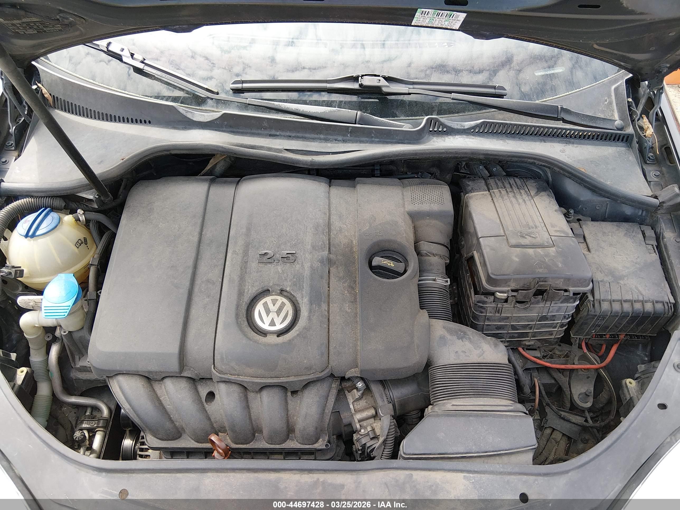 VOLKSWAGEN JETTA image 10