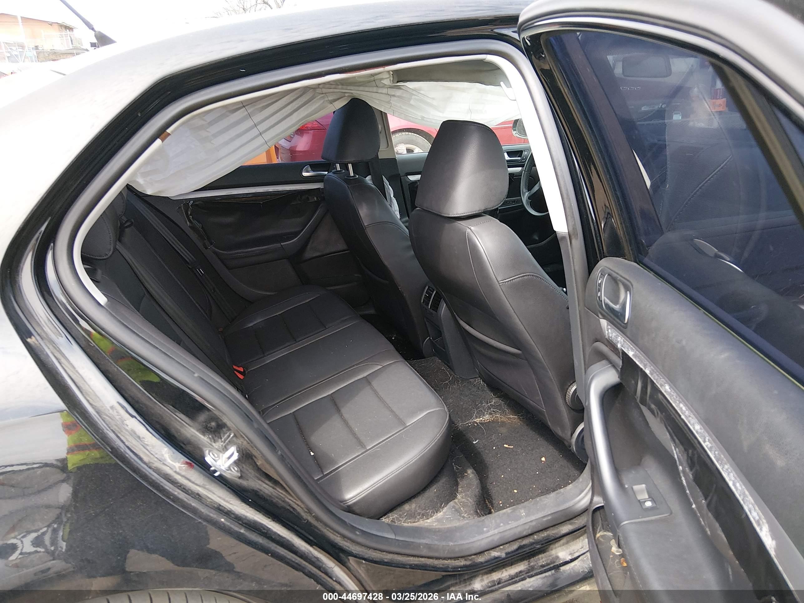 VOLKSWAGEN JETTA image 8