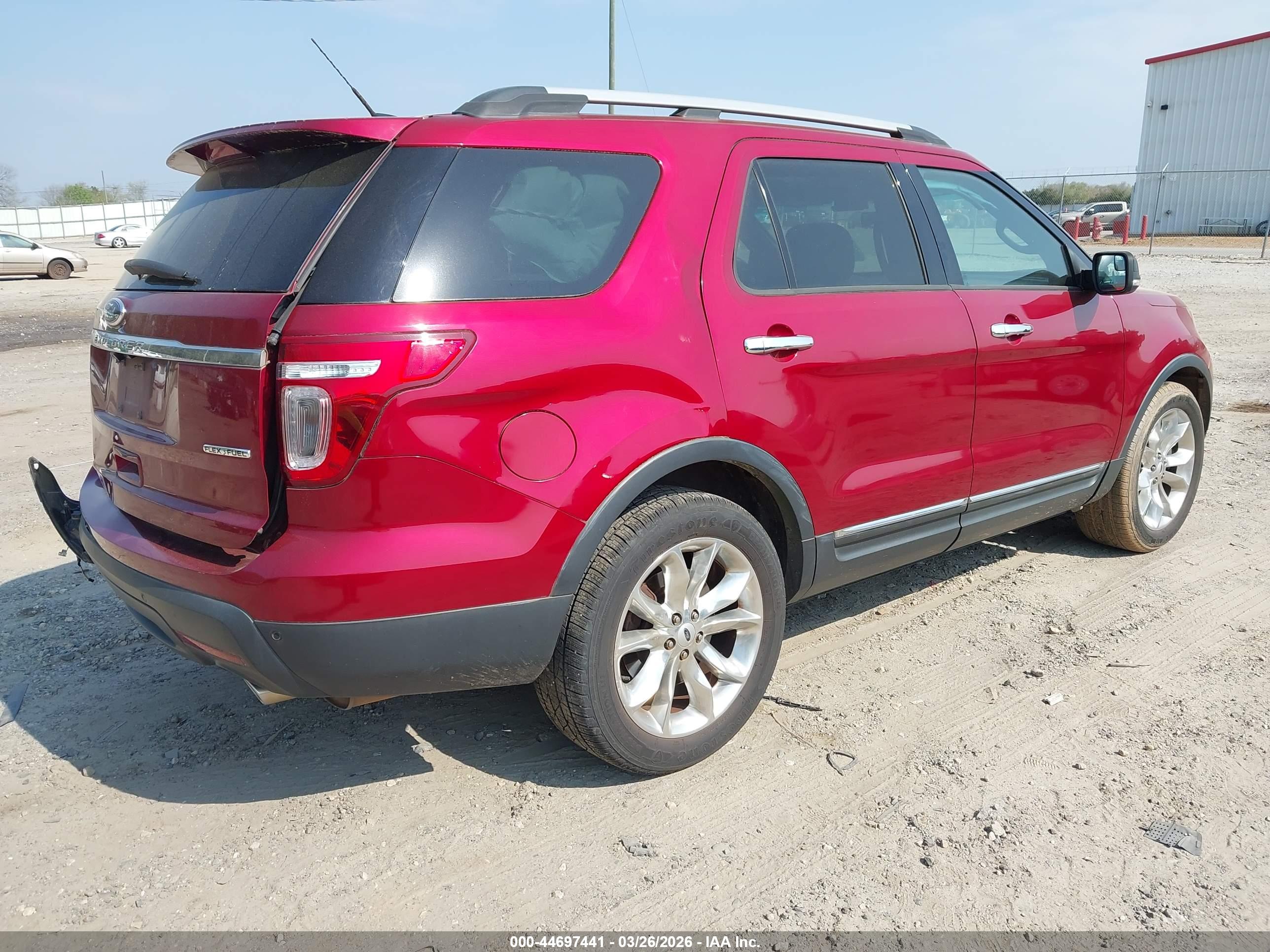 FORD EXPLORER image 4