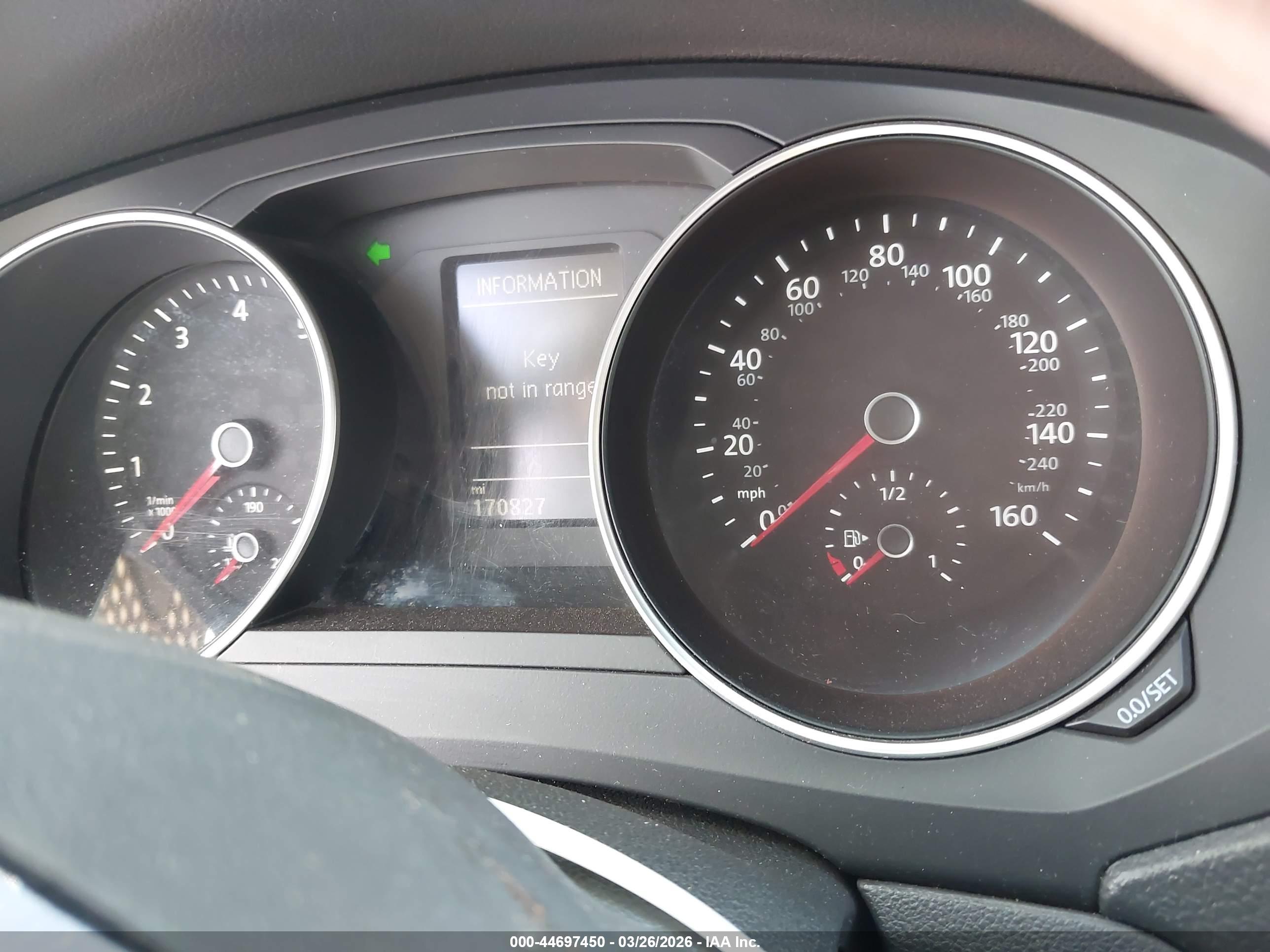 VOLKSWAGEN JETTA image 7