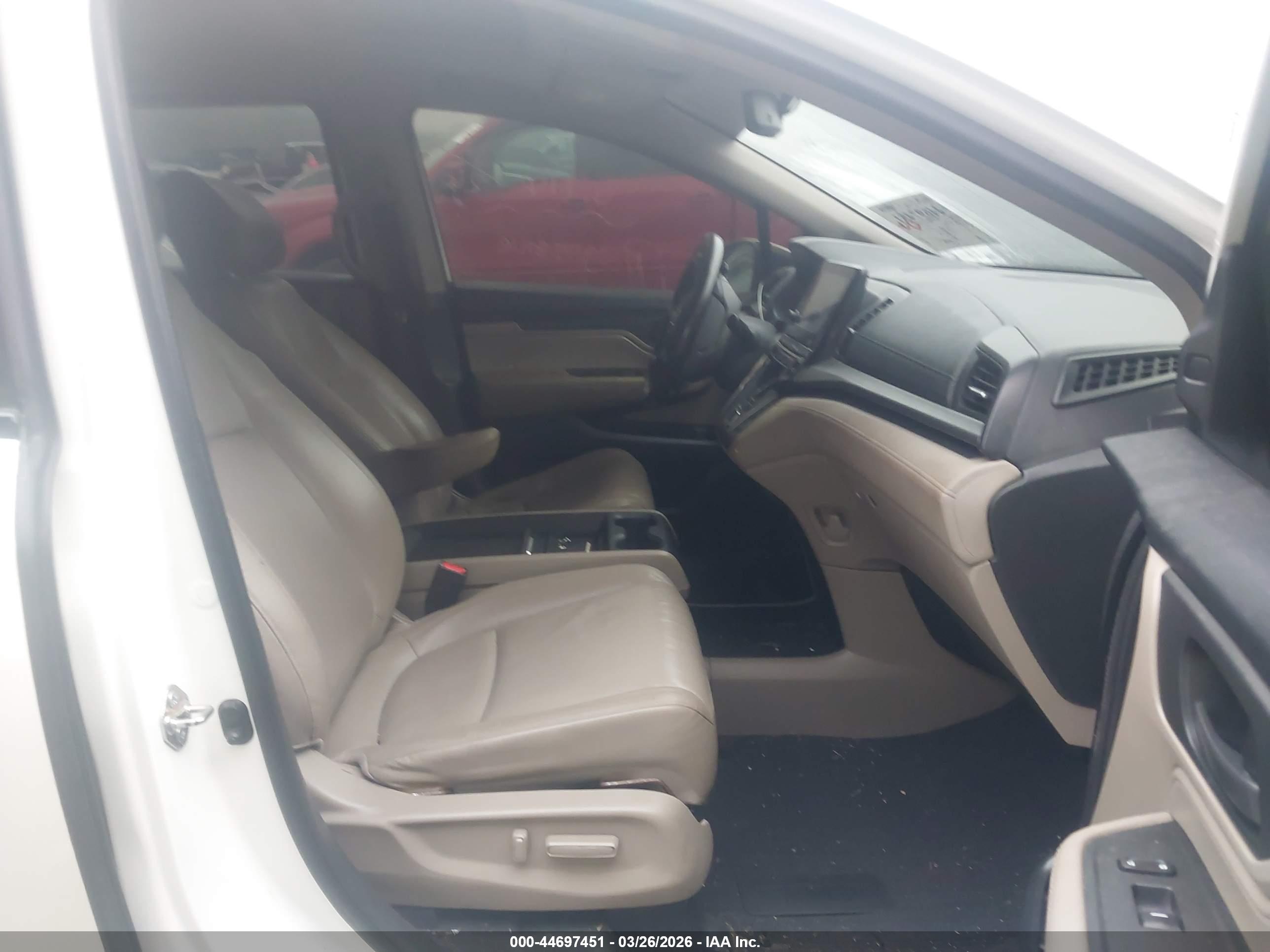 HONDA ODYSSEY image 5
