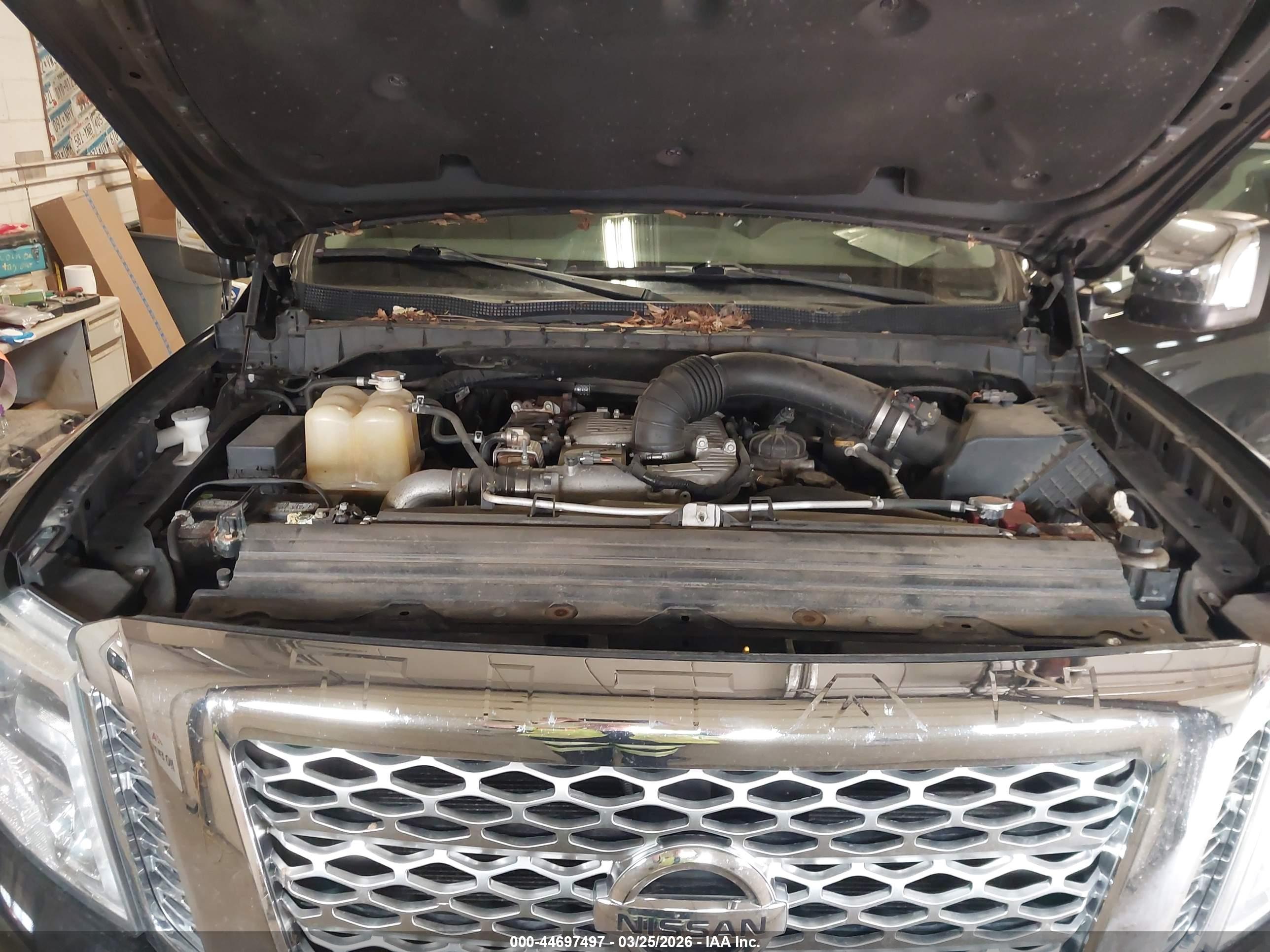 NISSAN TITAN image 10