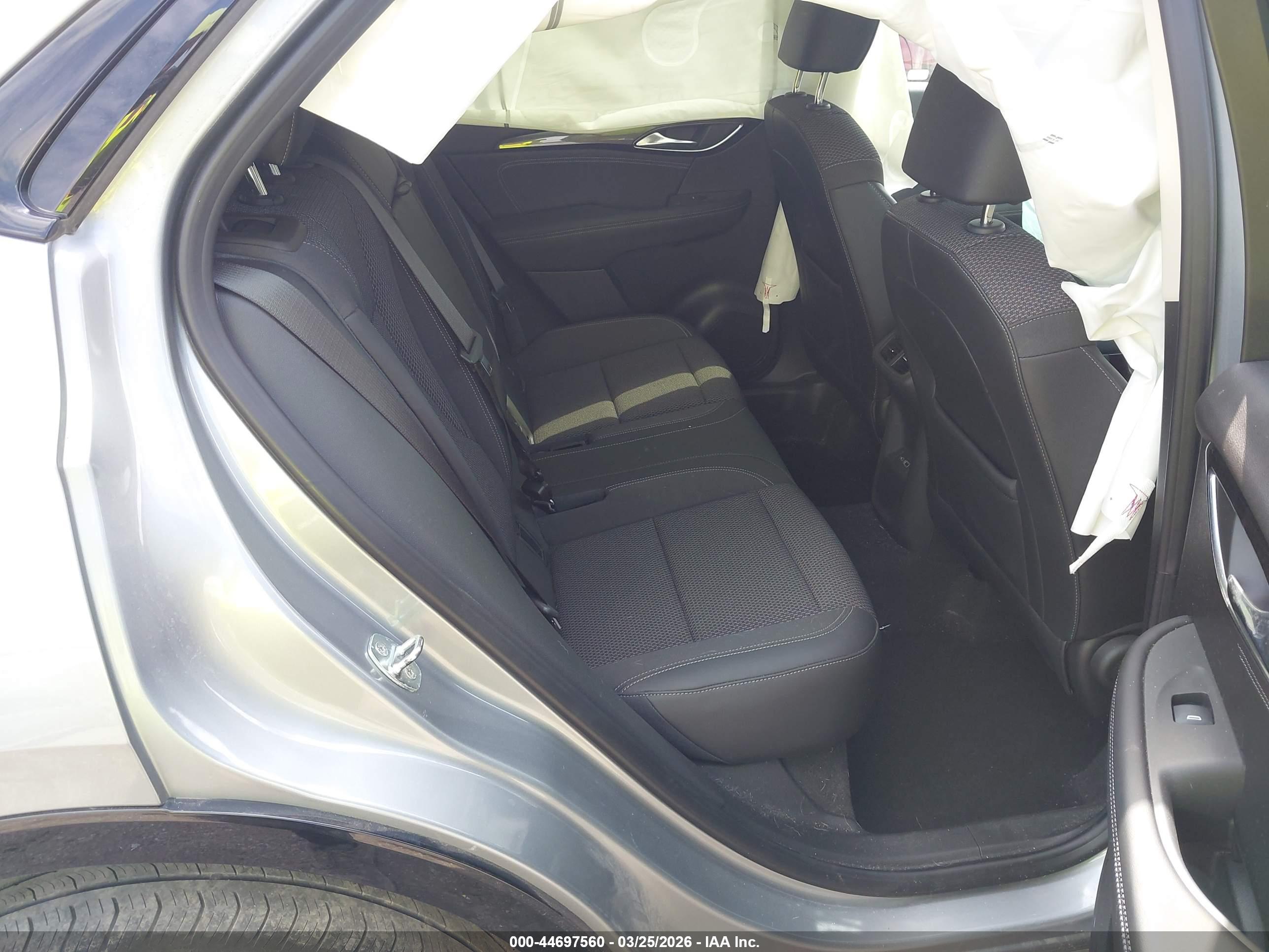 BUICK ENVISION image 8