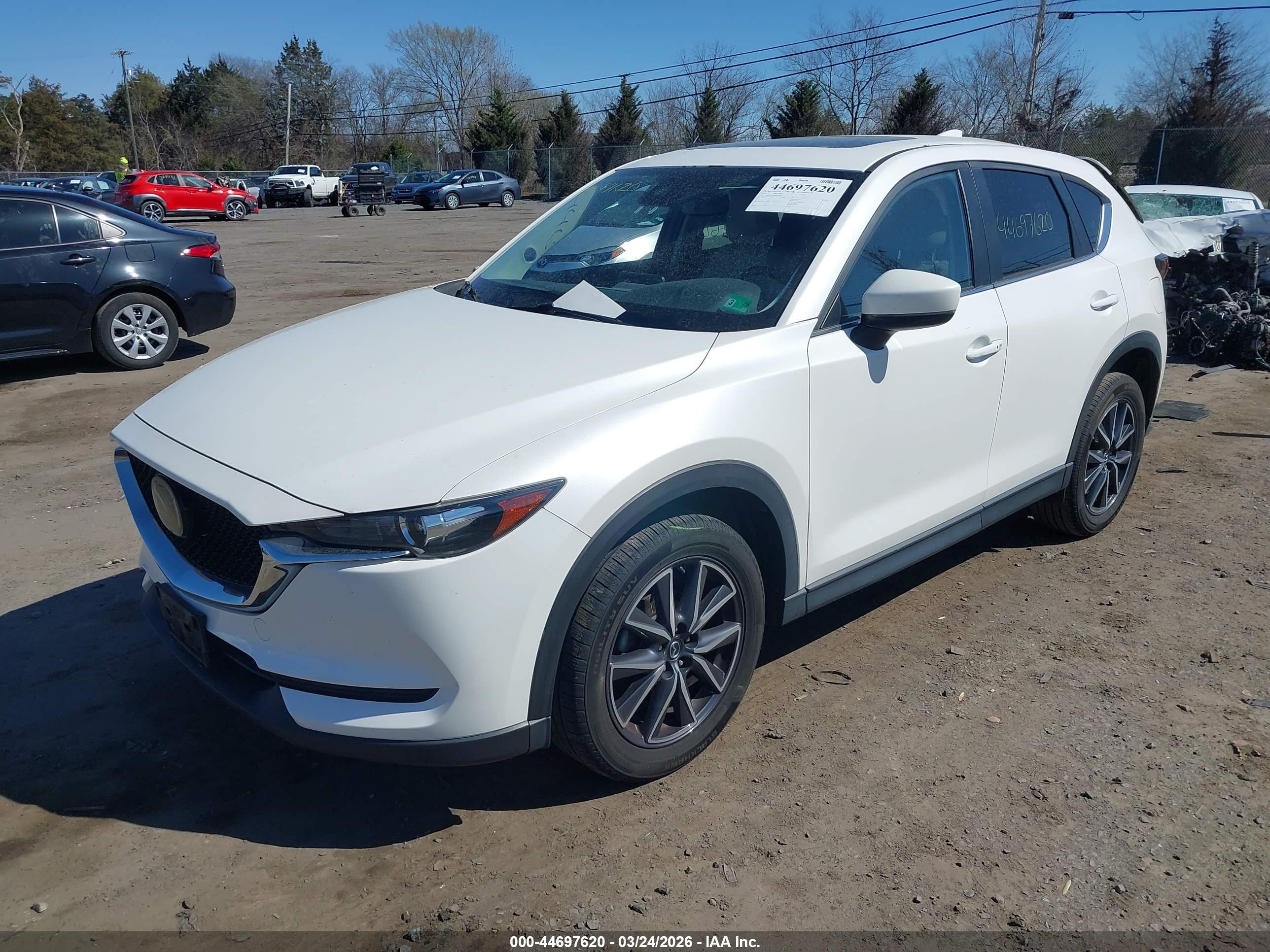 MAZDA CX-5 image 2