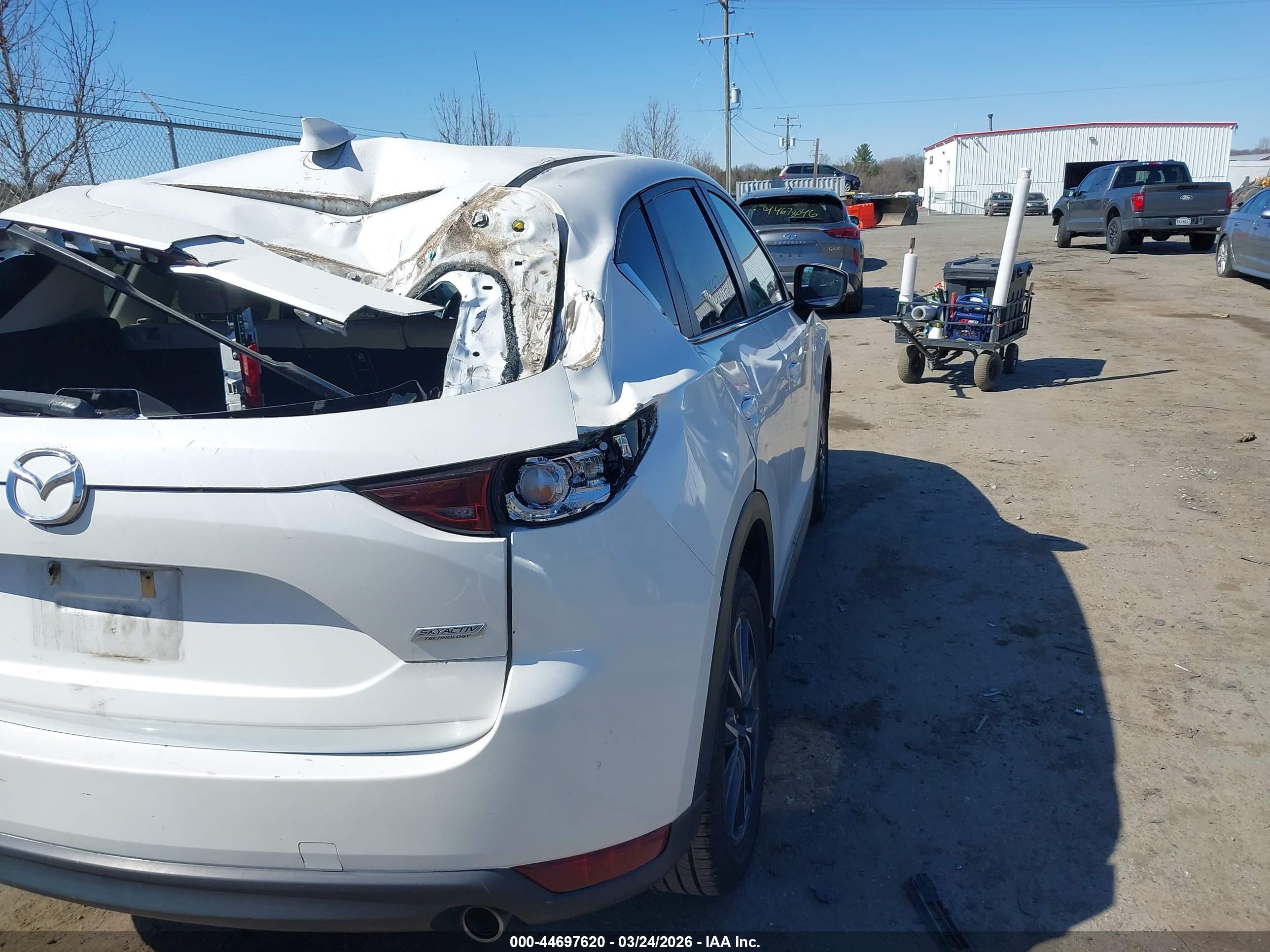 MAZDA CX-5 image 6