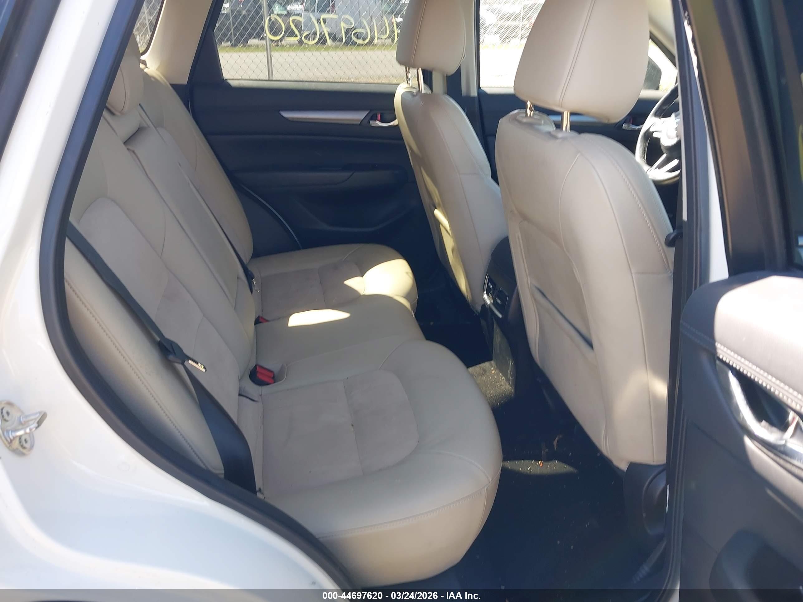 MAZDA CX-5 image 8