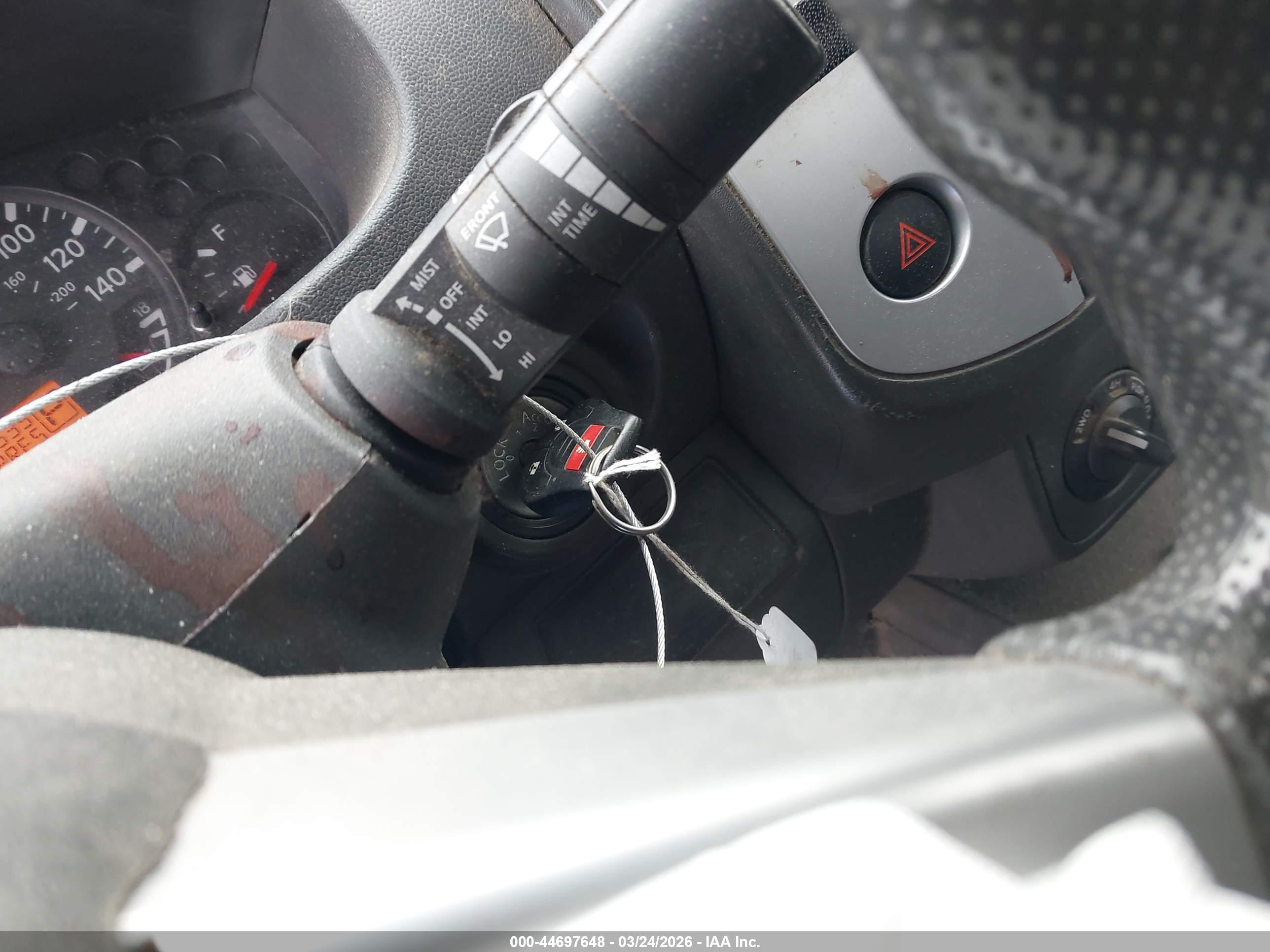 NISSAN FRONTIER image 11
