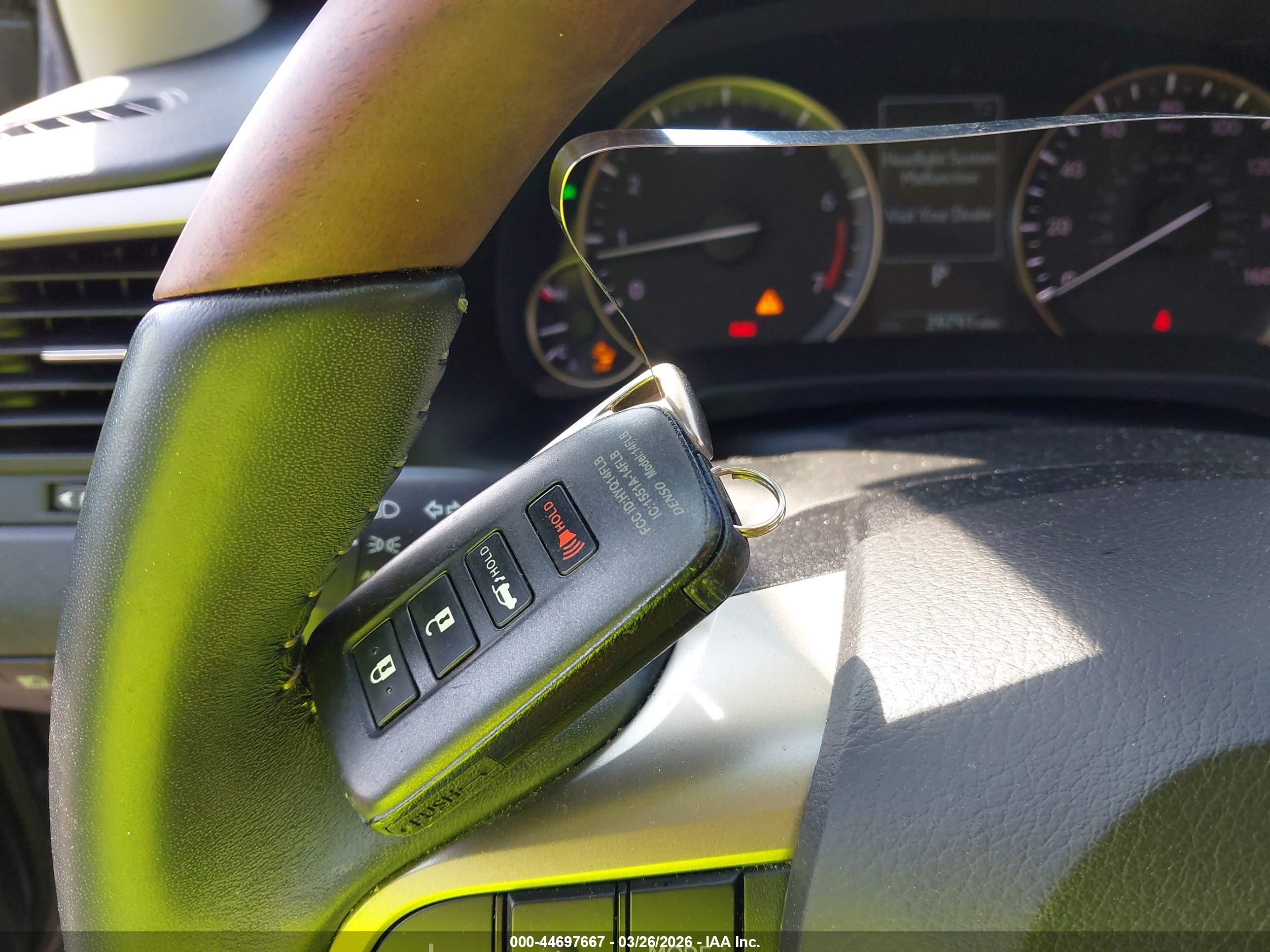 LEXUS RX image 11