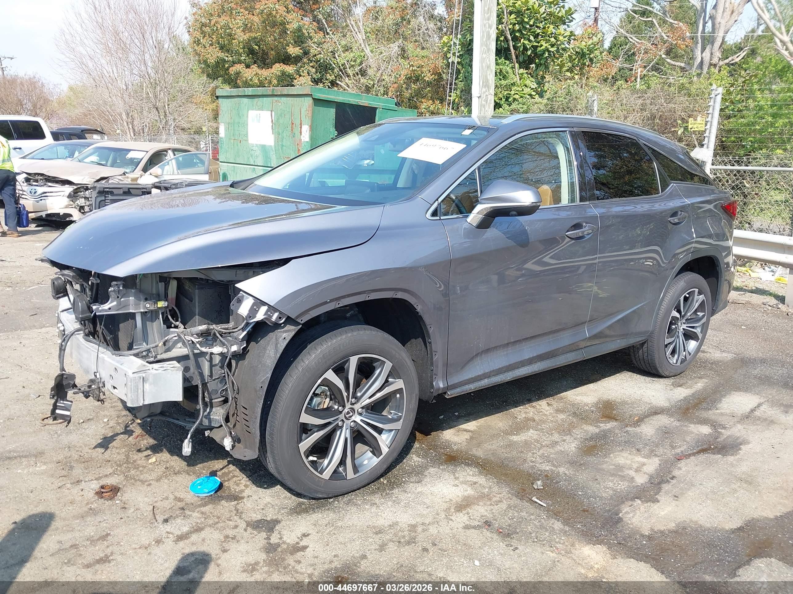LEXUS RX image 2