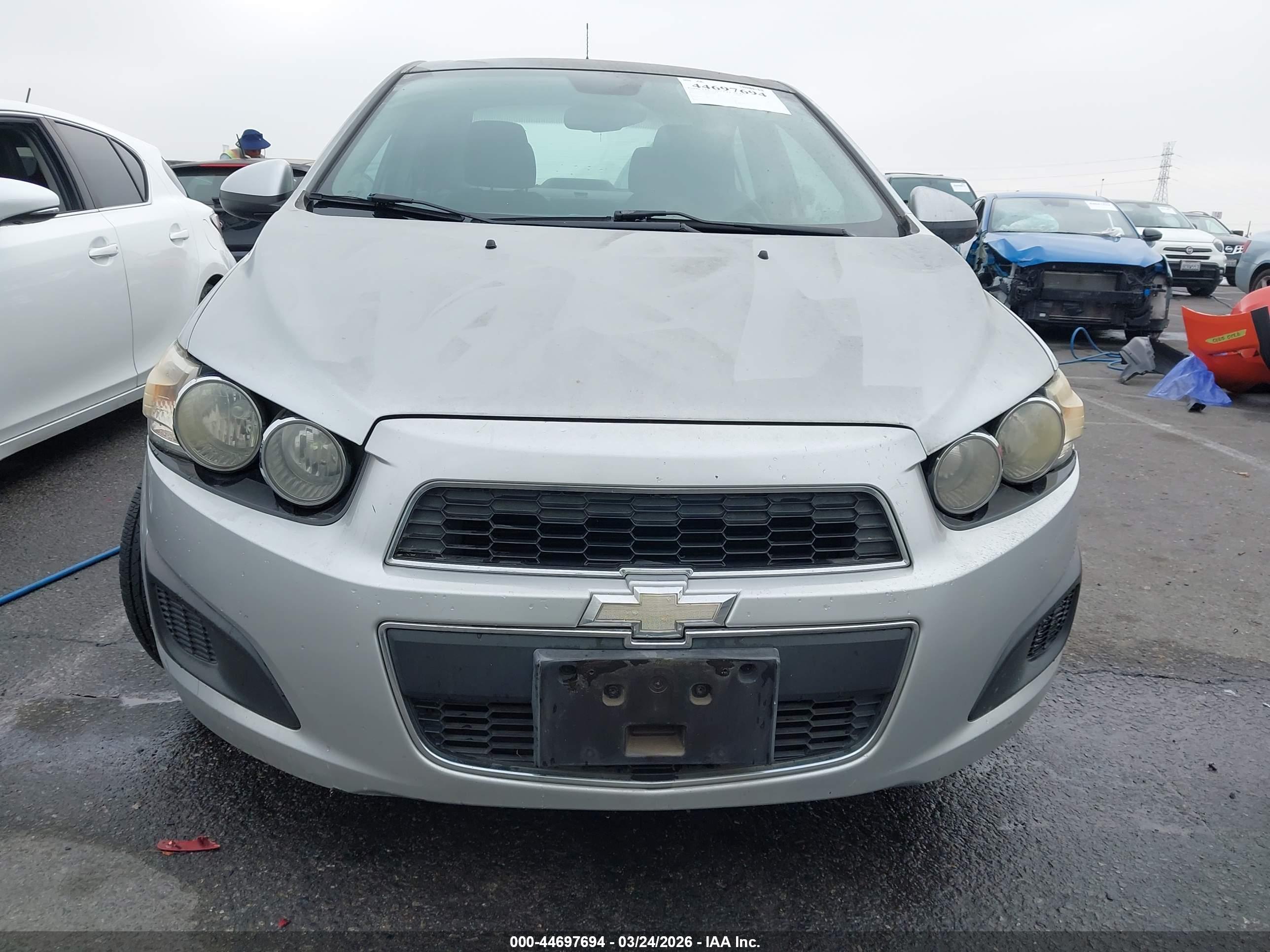 CHEVROLET SONIC image 6