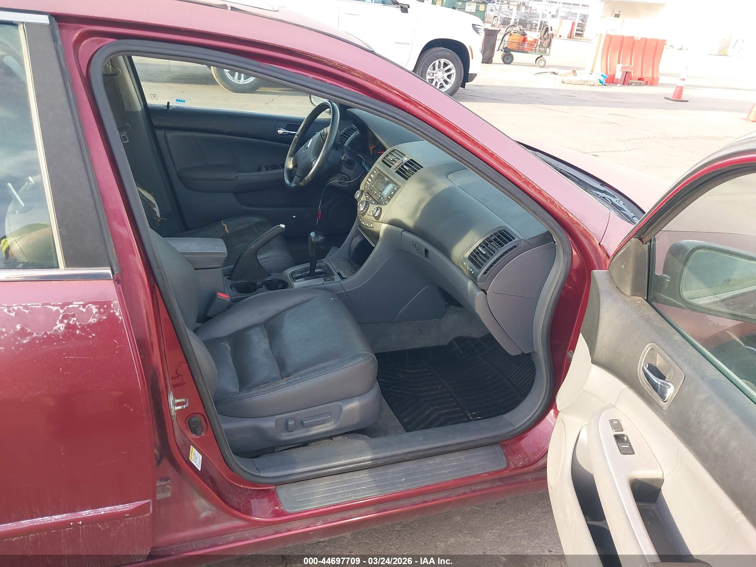 HONDA ACCORD image 5