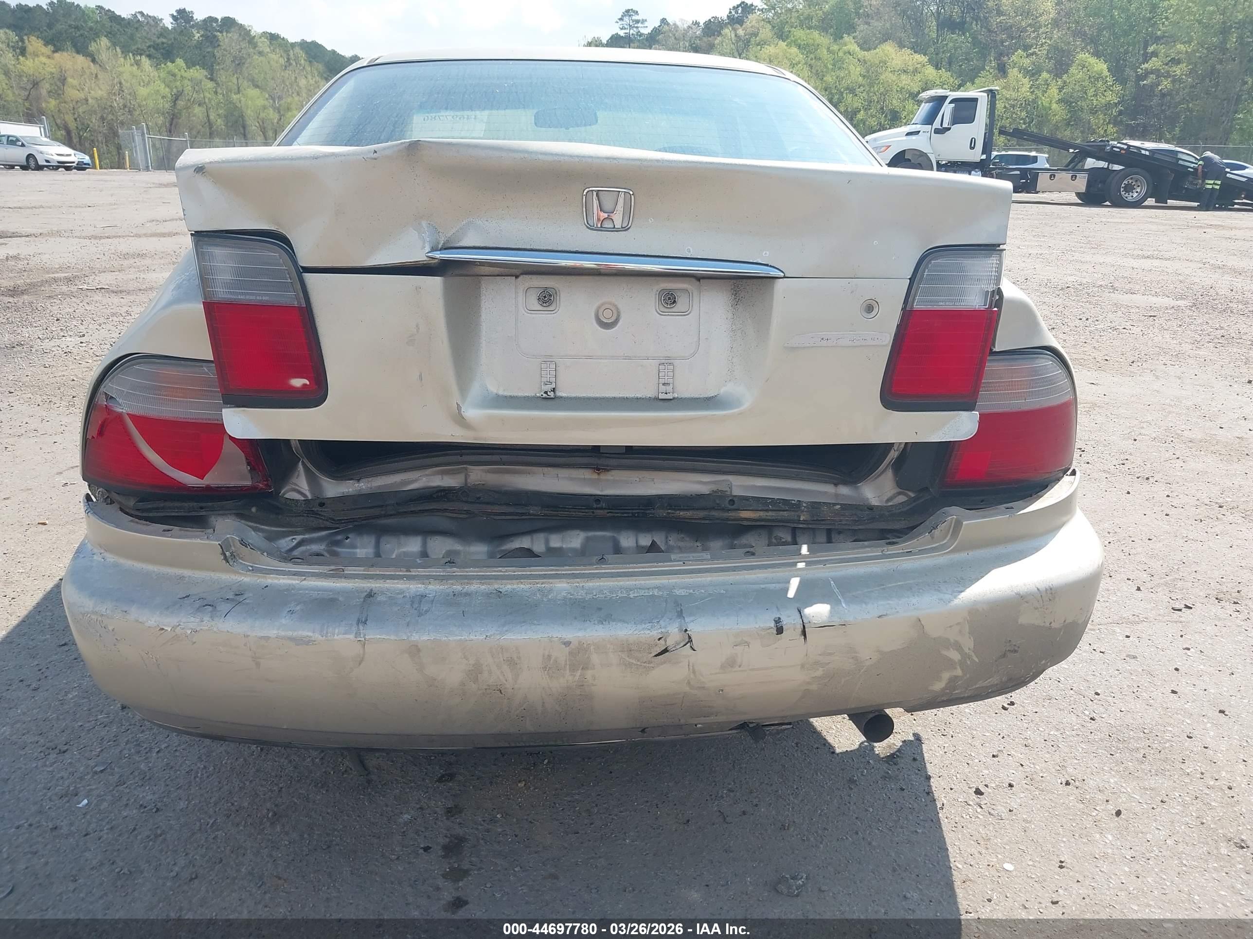 HONDA ACCORD image 6