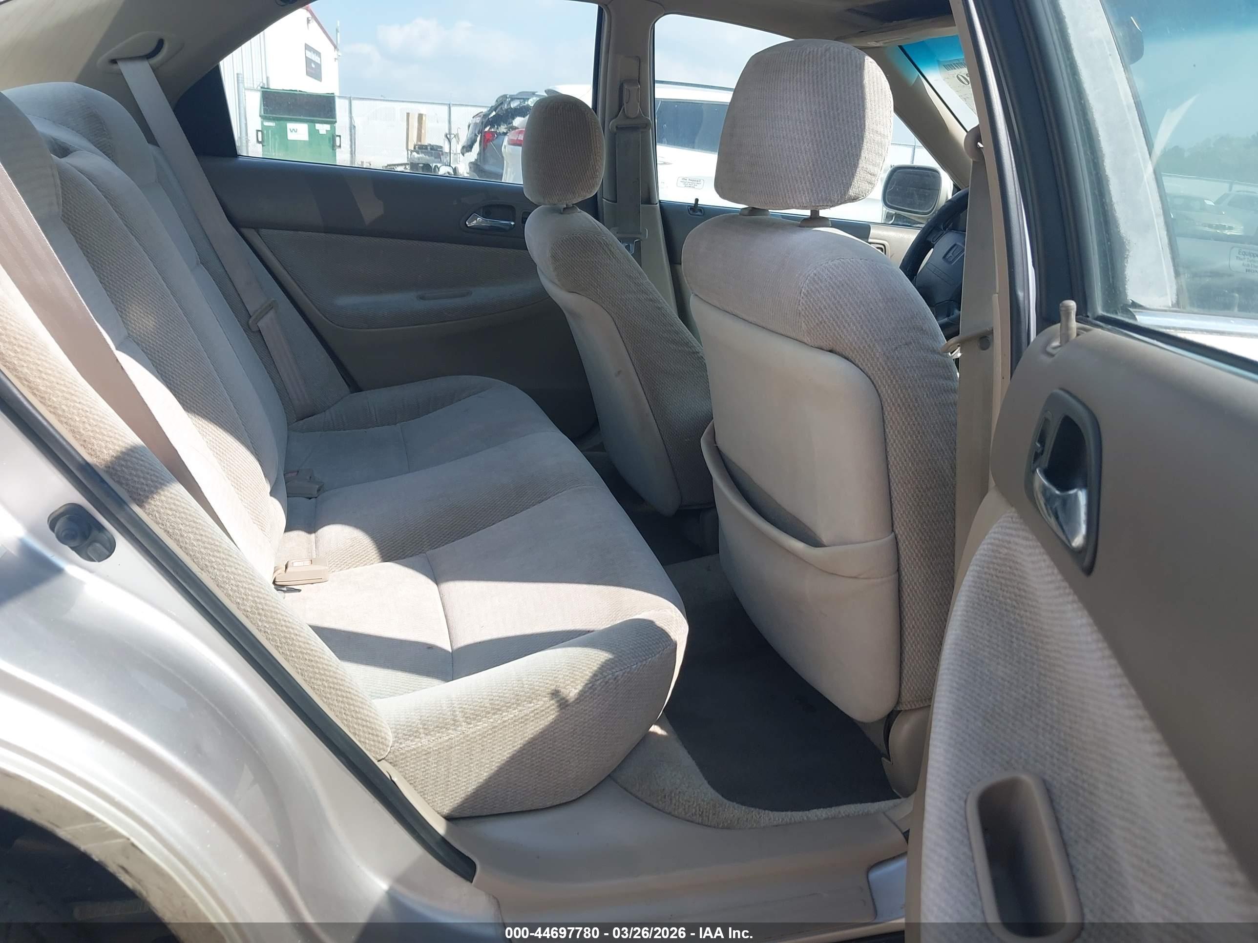 HONDA ACCORD image 8