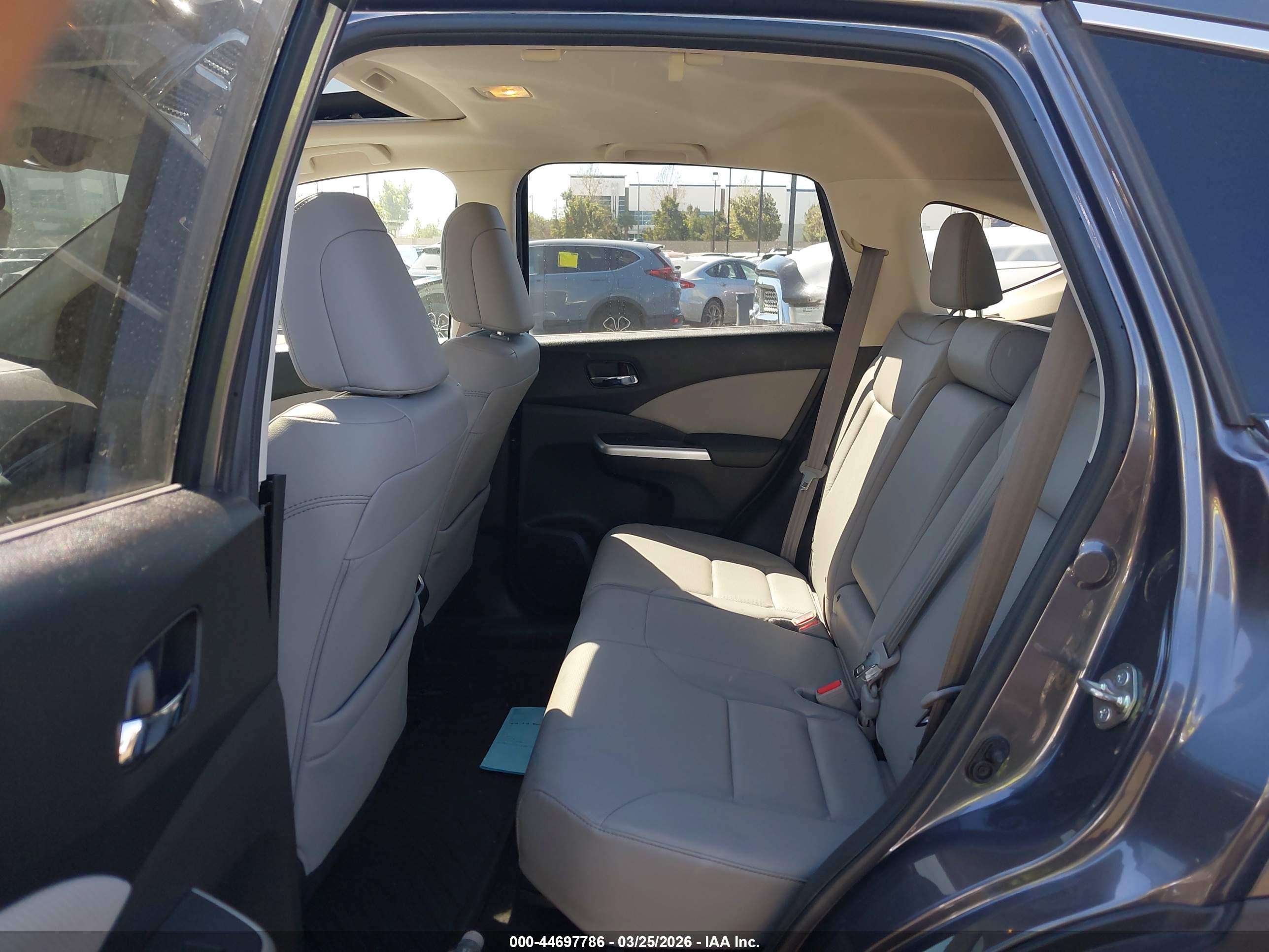 HONDA CR-V image 8
