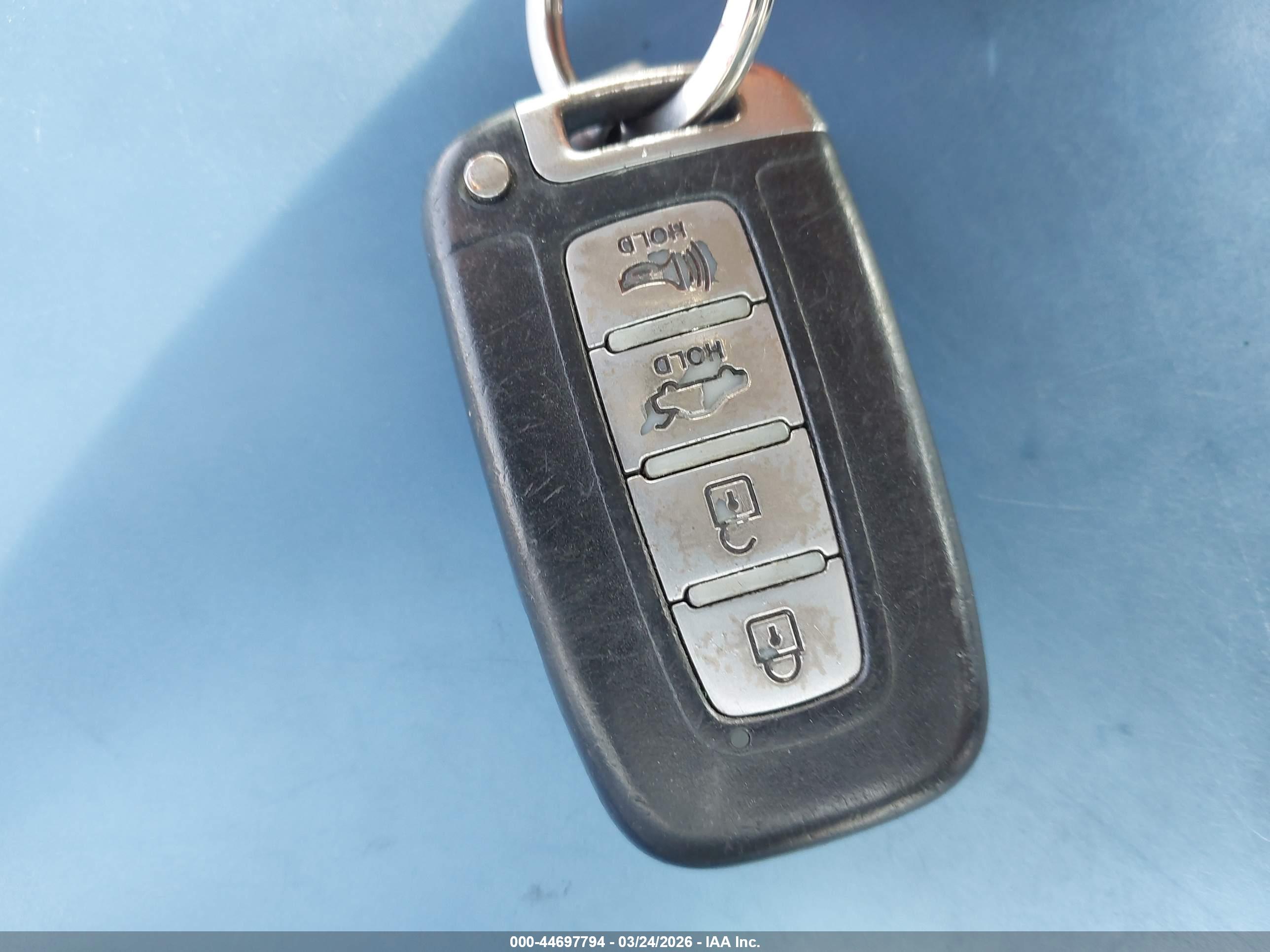 HYUNDAI SONATA image 11
