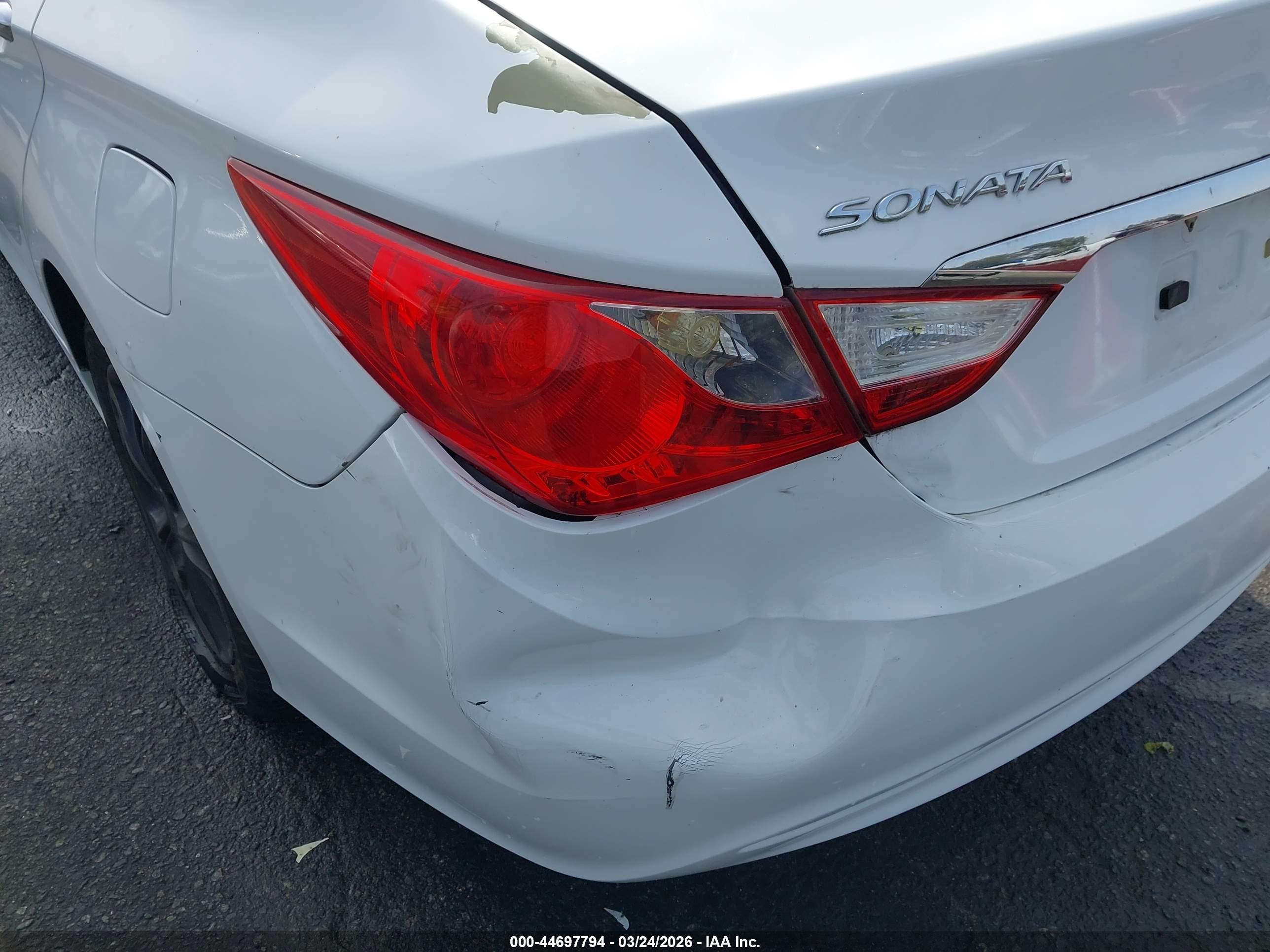 HYUNDAI SONATA image 6