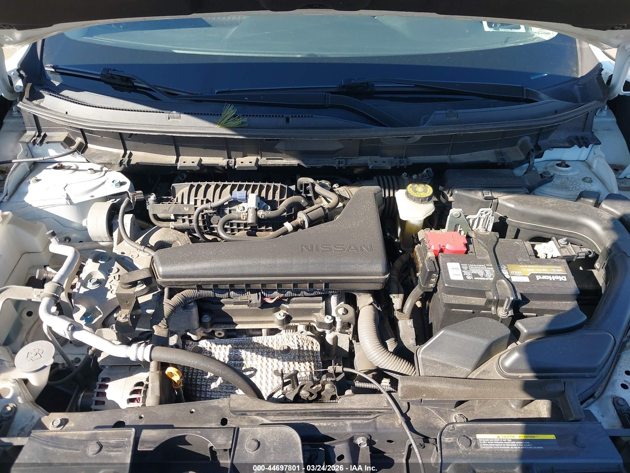 NISSAN ROGUE image 10