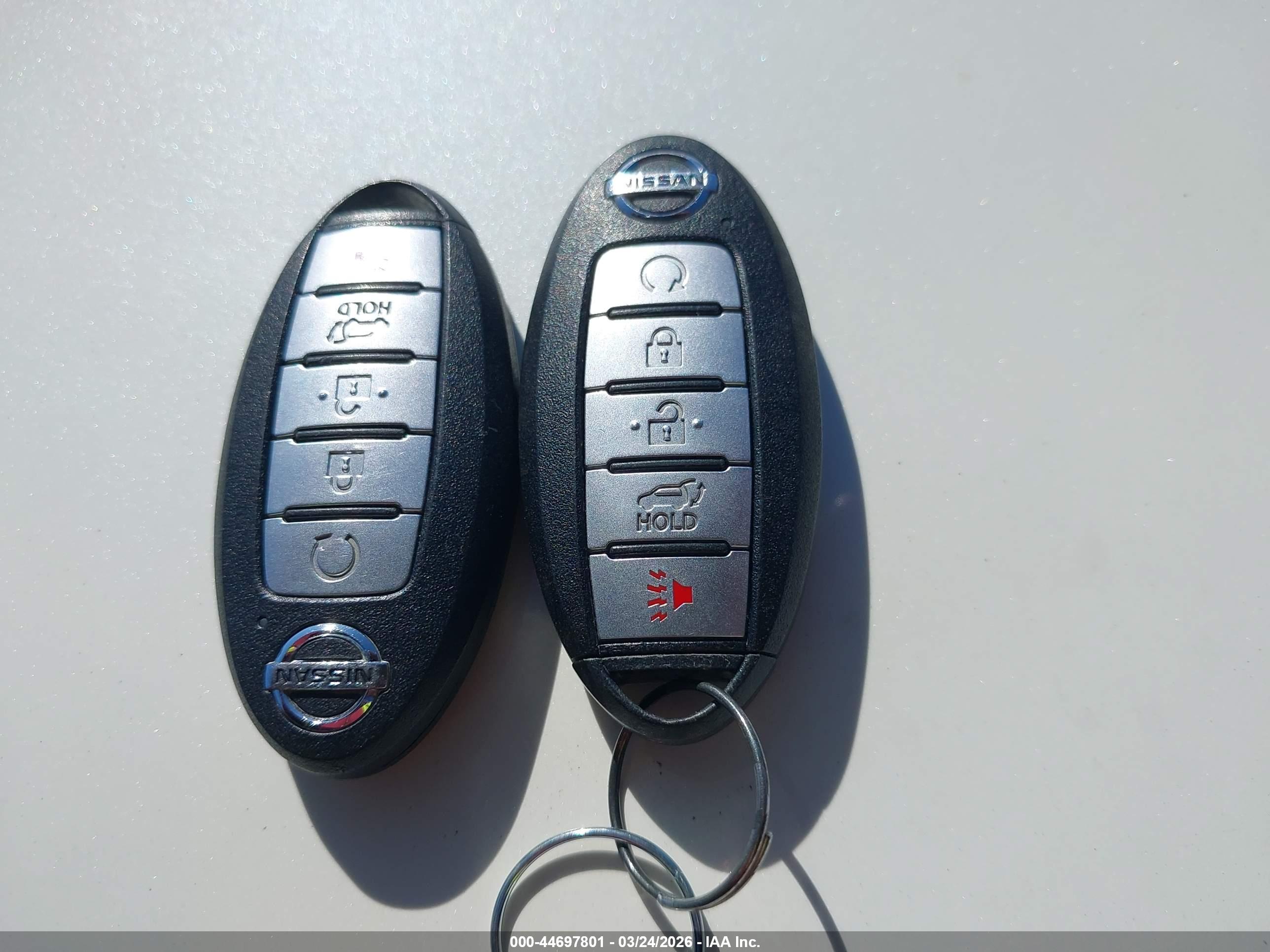 NISSAN ROGUE image 11